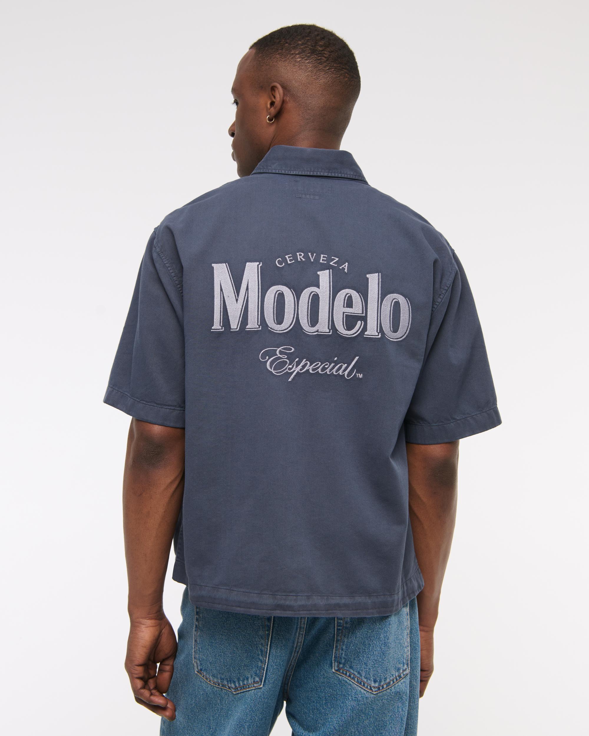 Short-Sleeve Cropped Modelo Workwear Button-Up Shirt Product Image