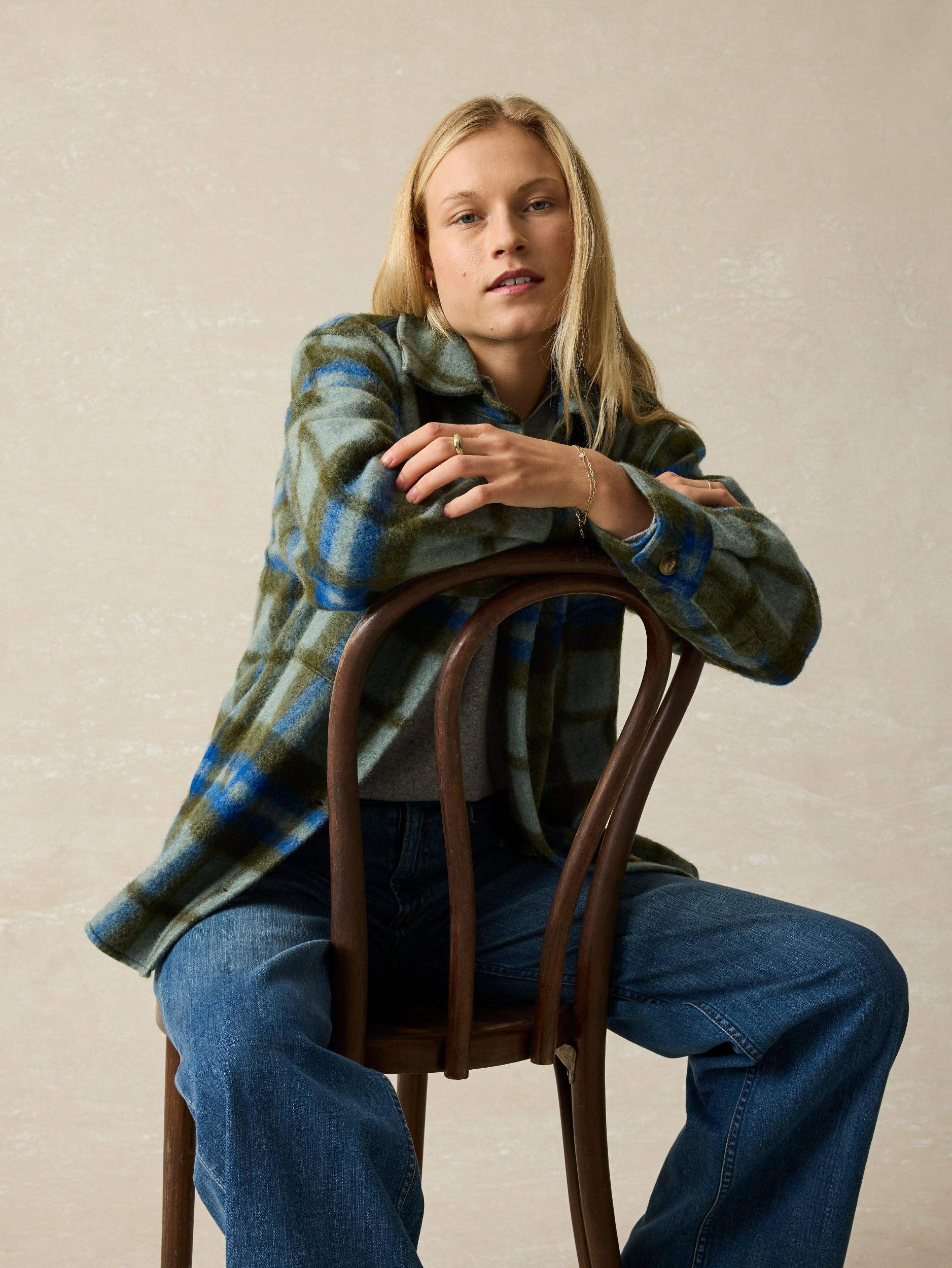 Cotswold Shirt Jacket - Oakland Plaid Female Product Image