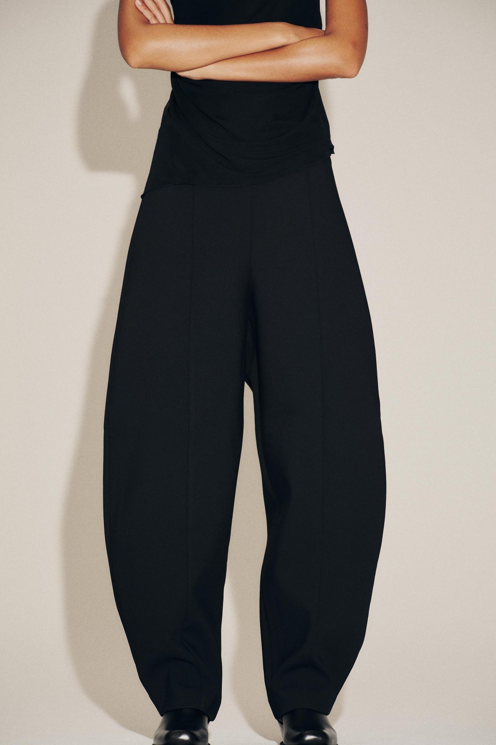 HIGH-WAISTED BALLOON PANTS Product Image