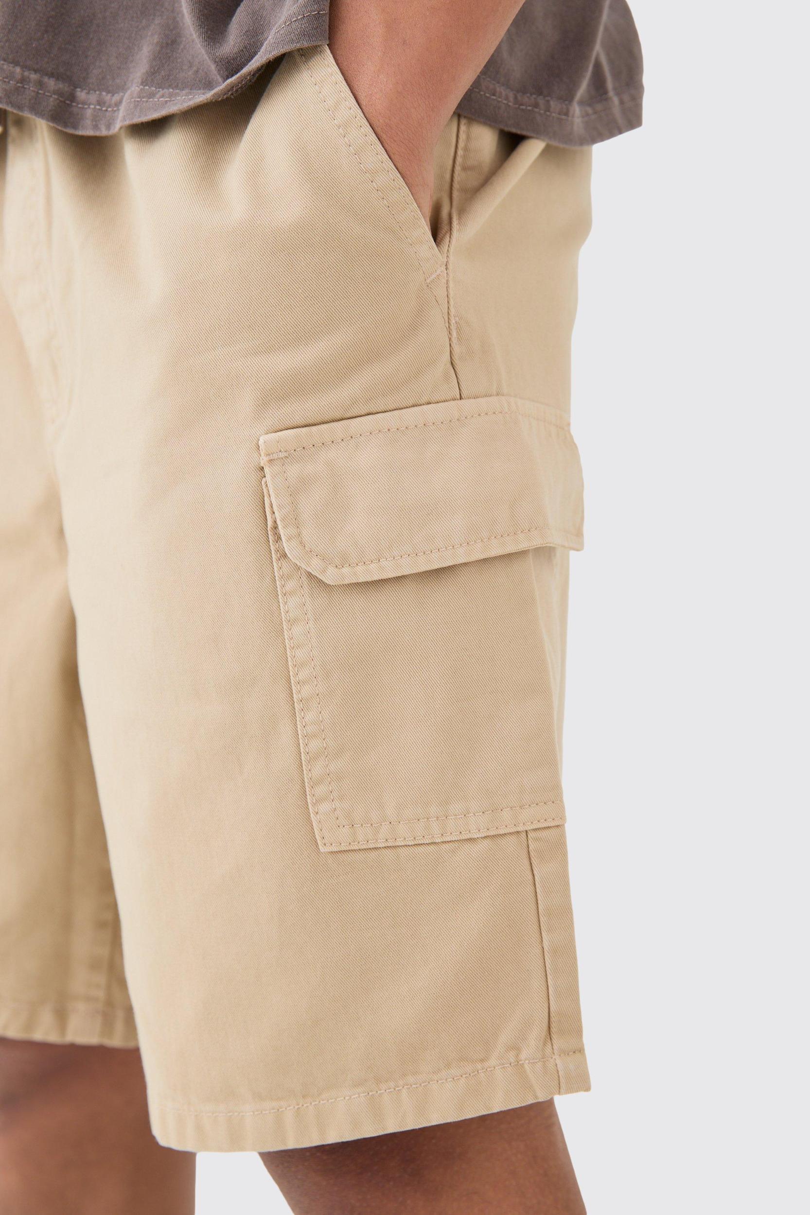 Relaxed Fit Elasticated Waist Cargo Shorts | boohooMAN USA Product Image