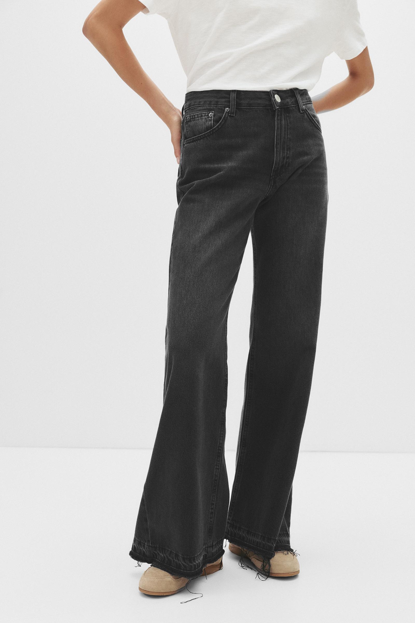 Loose flared jeans Product Image