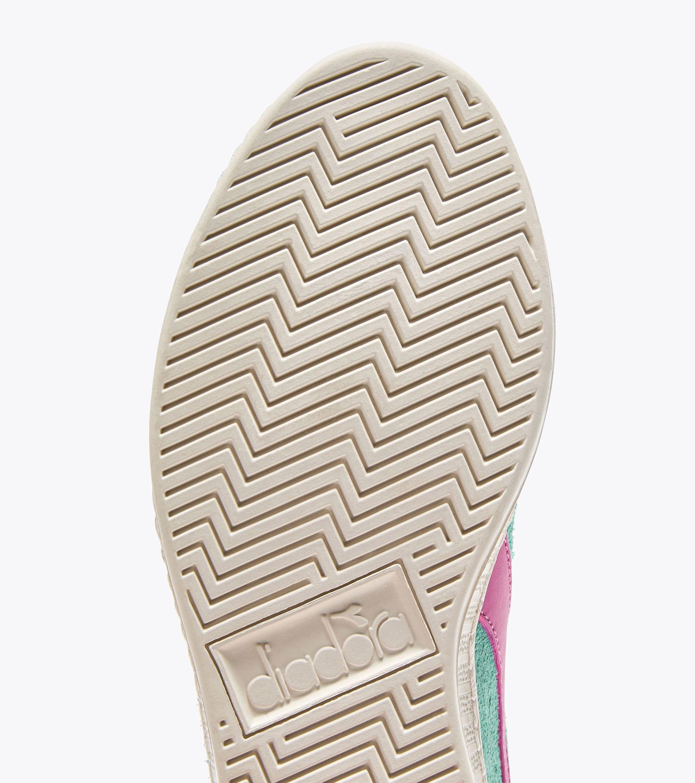 GAME LOW SUEDE WAXED Product Image