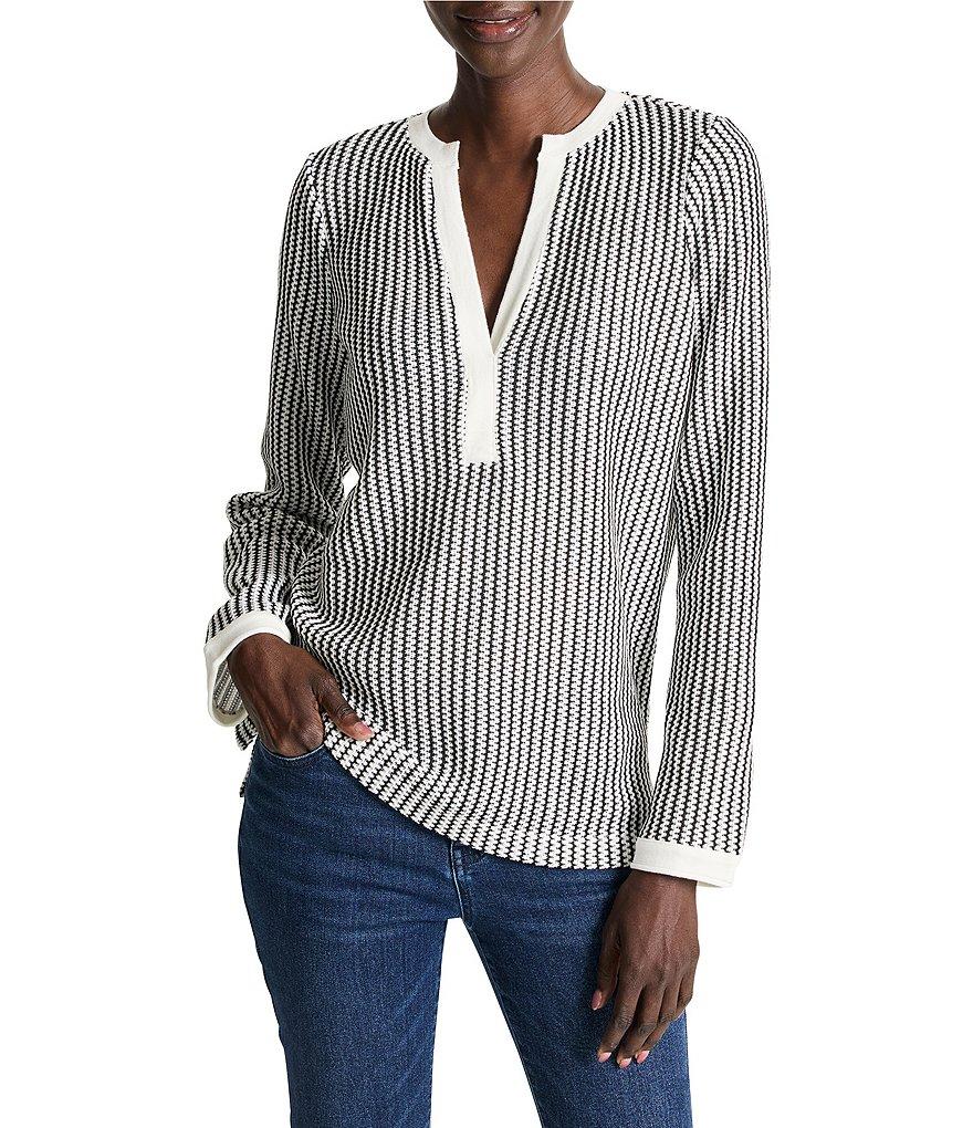 NIC + ZOE Zig Zag Stripe Knit Split V-Neck Long Sleeve Top Product Image
