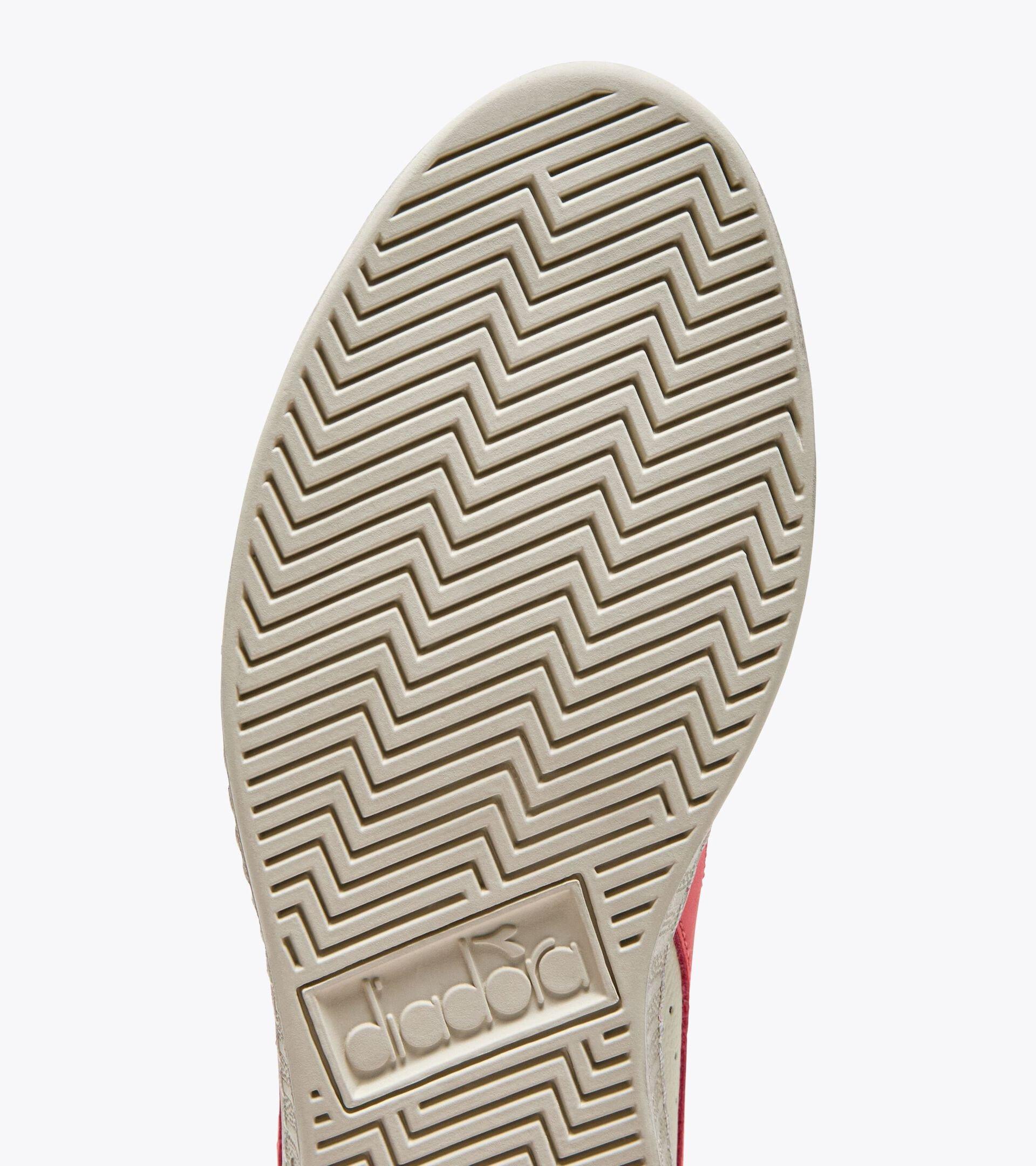 GAME L LOW FLUO WAXED Product Image