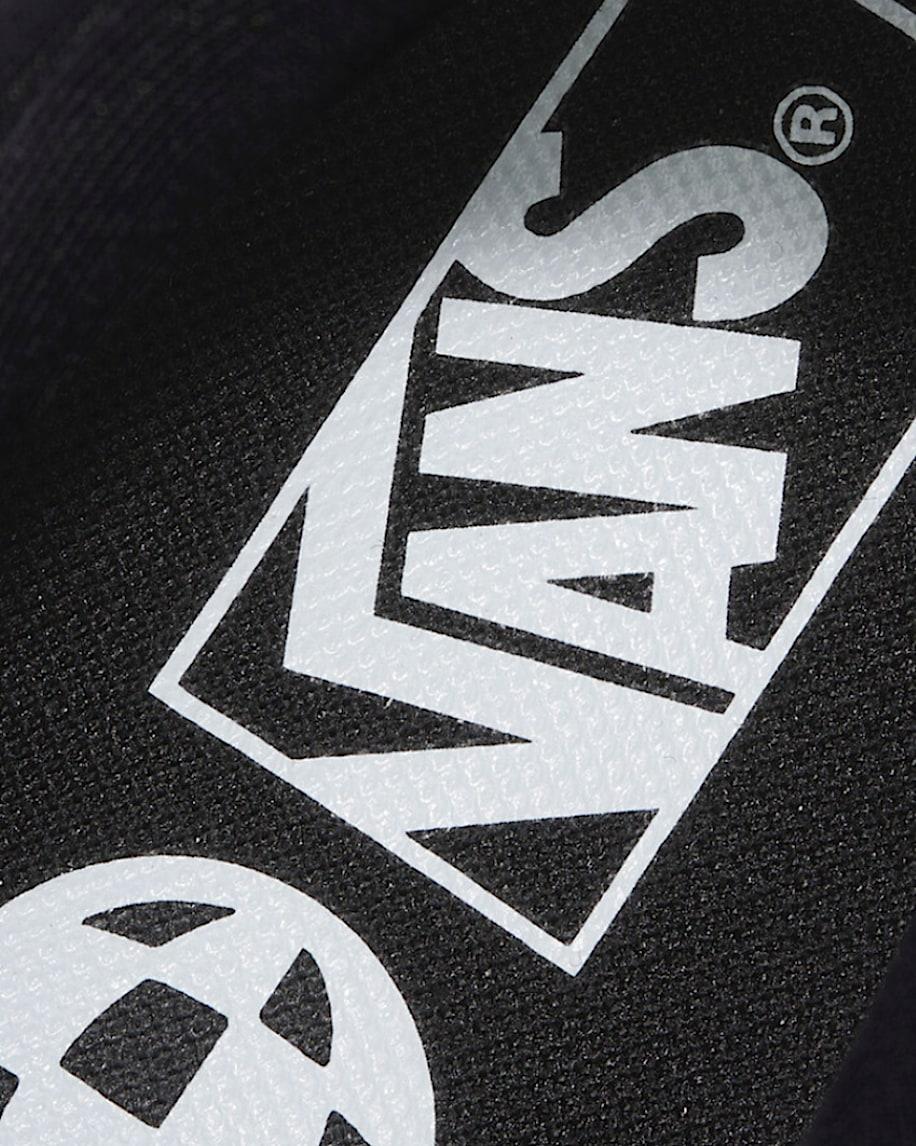 UltraRange Neo VR3 Shoe in Black| Vans US Product Image