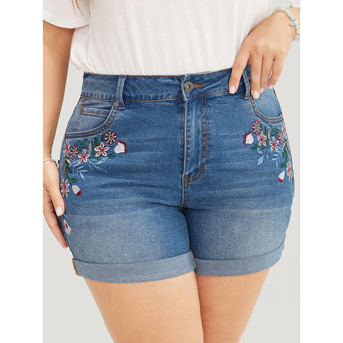 Plus Size Slightly Stretchy Light Wash Floral Embroidered Roll Hem Denim Shorts Women LightBlue Casual Ditsy Floral Embroidered Low stretch Patch pocket Jeans BloomChic 10/M Product Image