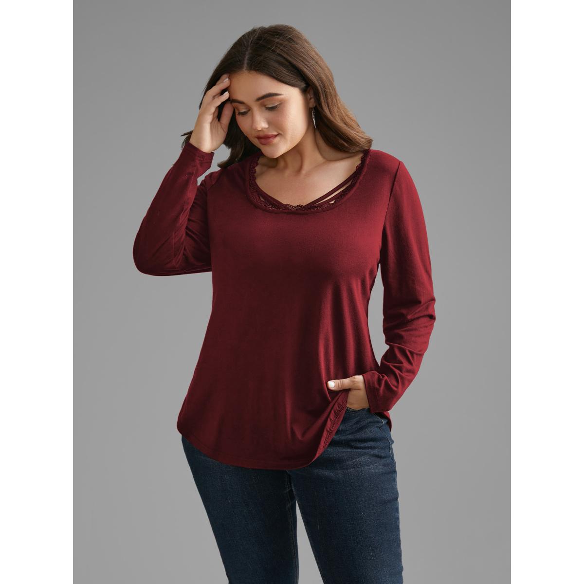 Plus Size Plain Lace Patchwork Crisscross T-shirt Burgundy Women Casual Patchwork U-neck Everyday T-shirts BloomChic 28/5X Product Image