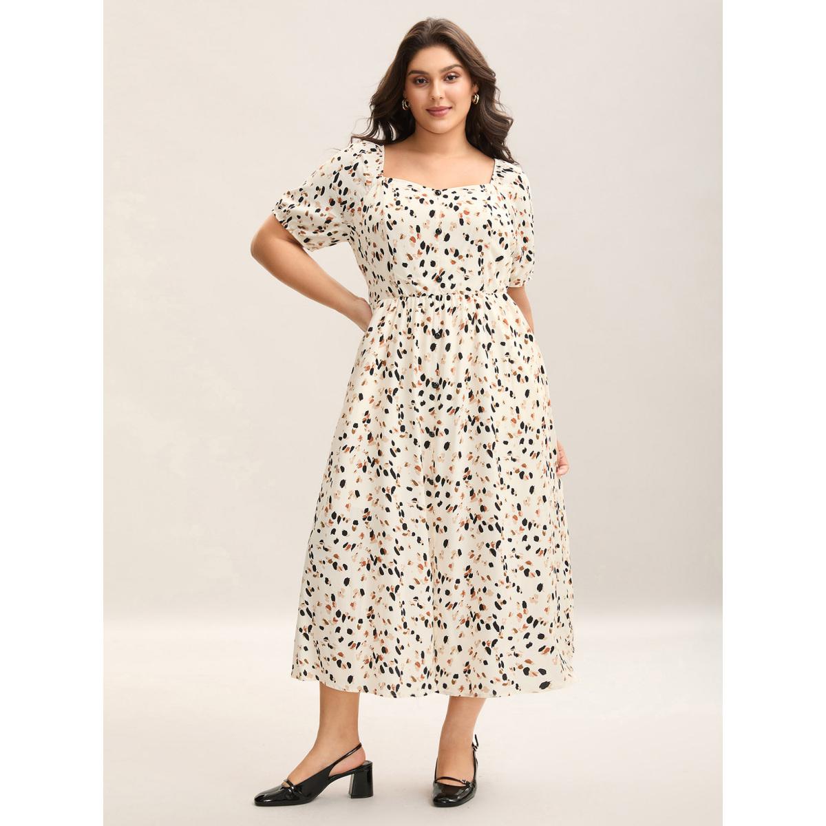 Plus Size Leopard Print Stretchy Waist Wavy Hem Dress Leopard Women Elegant Button Heart neckline Short sleeve Curvy BloomChic 14-16/1X Product Image