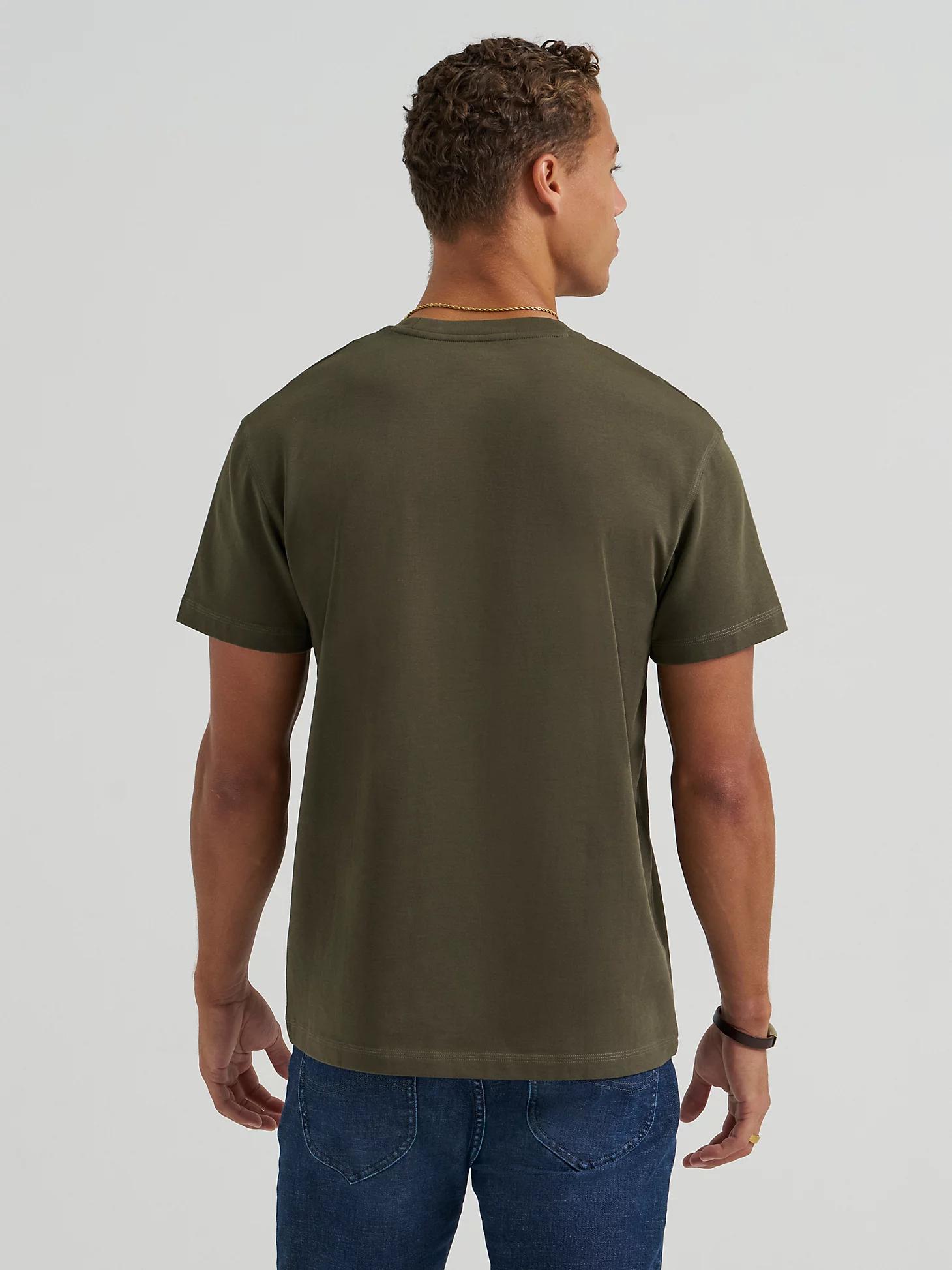 Men's Relaxed Fit Heavyweight Pocket Tee | Men's Tops & Tees | Lee® Product Image