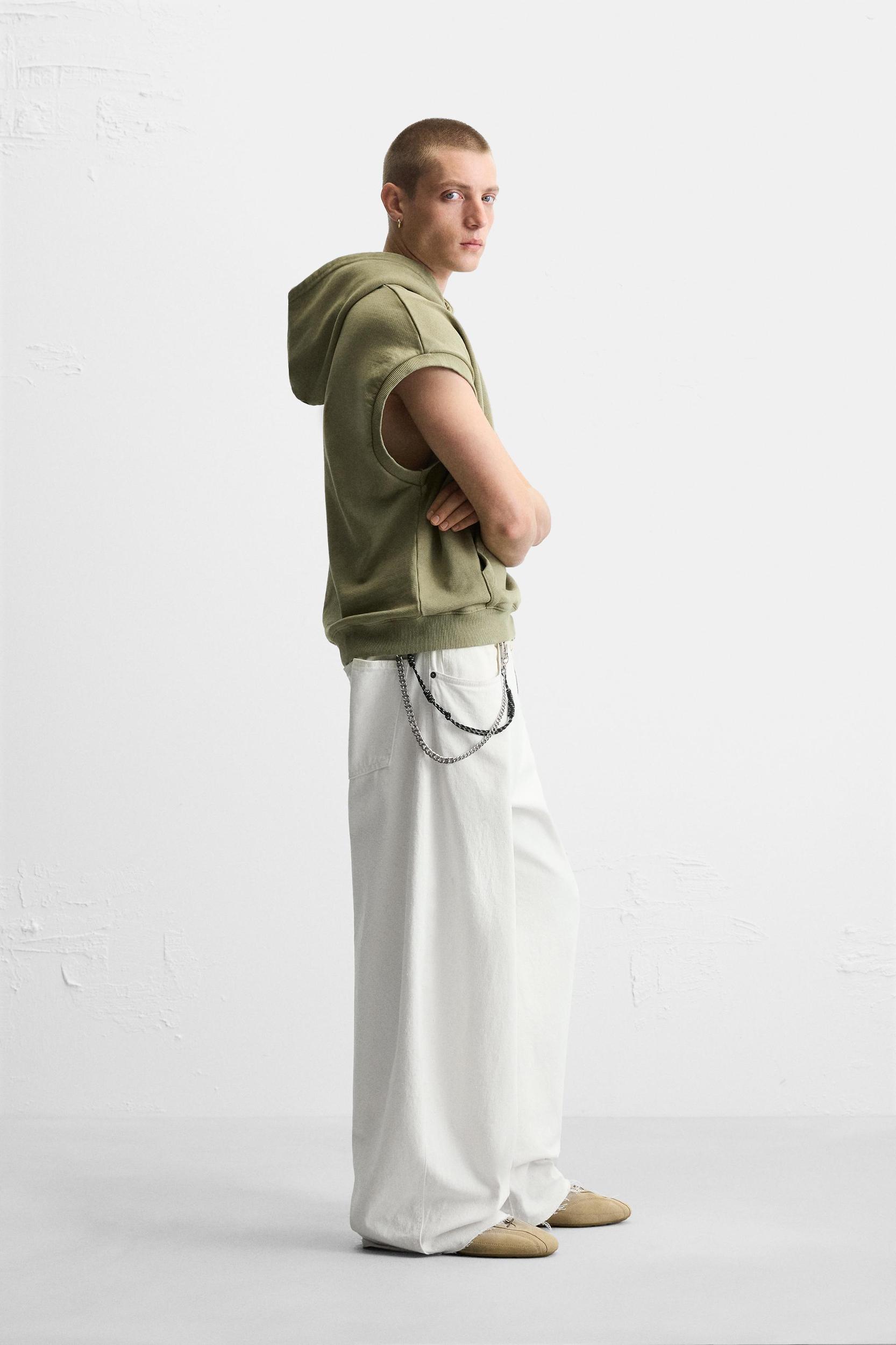 WASHED HOODIE SWEATSHIRT Product Image