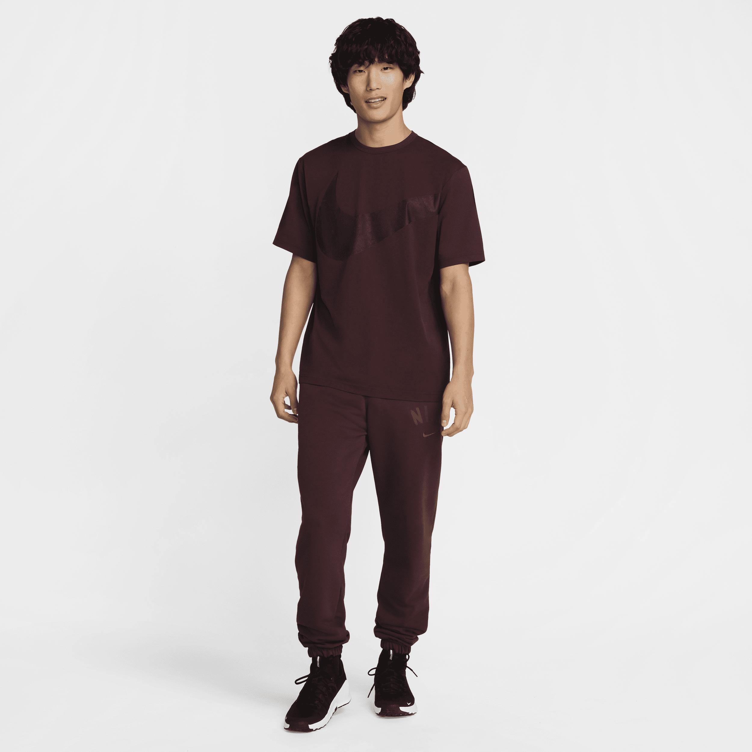 Nike Swoosh Men's Dri-FIT Fleece Fitness Joggers Product Image