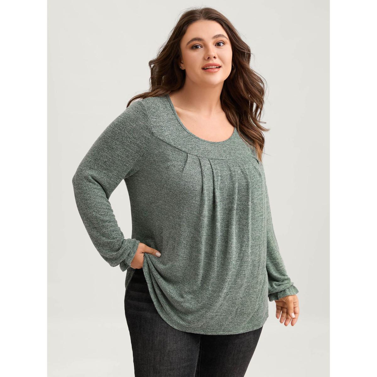 Plus Size Round Neck Heather Pleated T-shirt Emerald Women Leisure Pleated Round Neck Loose Casual T-shirts BloomChic 26/4X Product Image