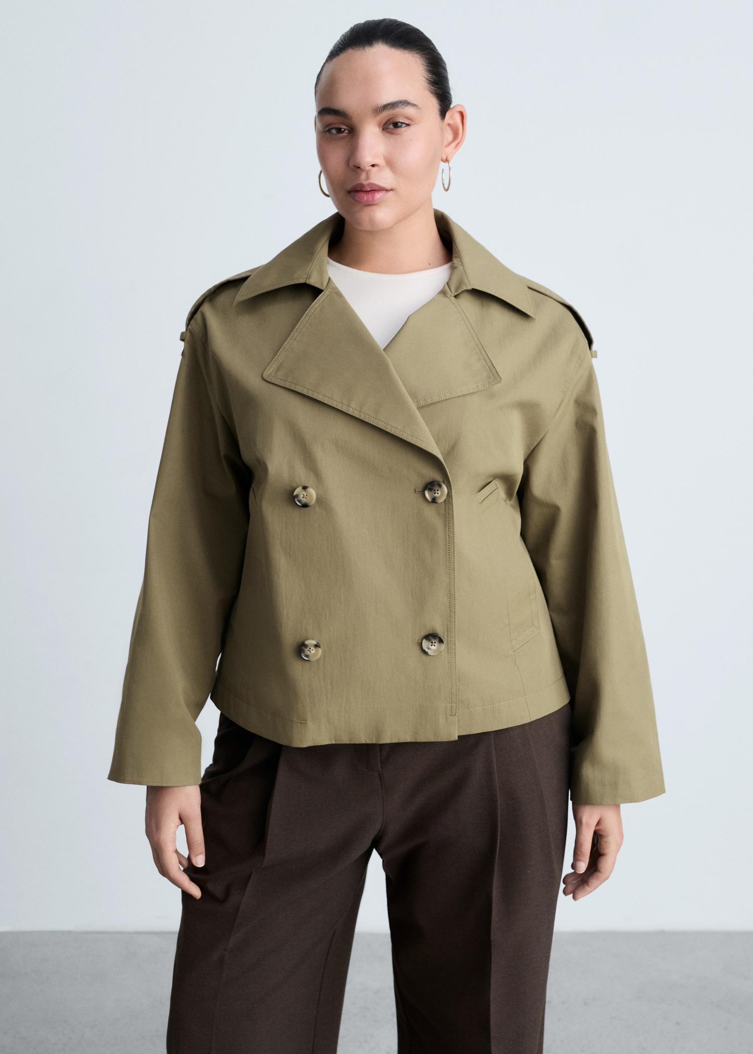 Double-breasted cropped trench coat - Women | MANGO USA Product Image