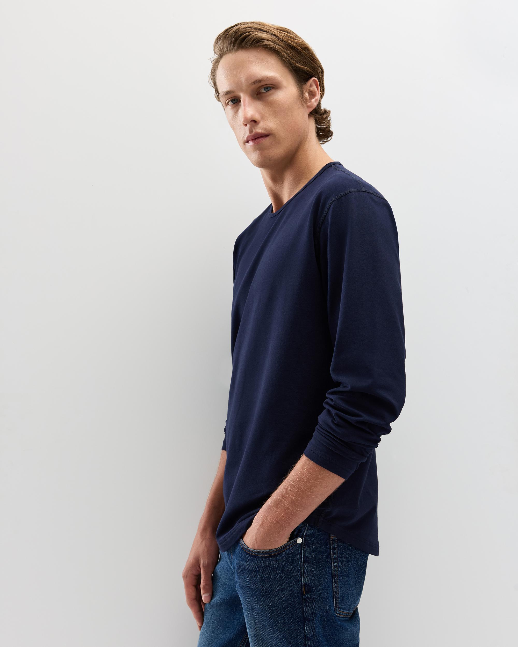 Quince | Men's Flex Curve Long Sleeve T-Shirt Cotton Product Image