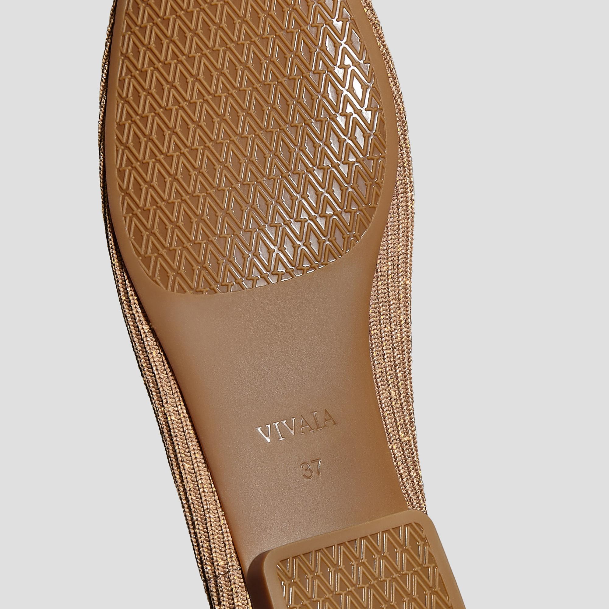 Square-Toe V-Cut Flats (Margot 2.0) Product Image