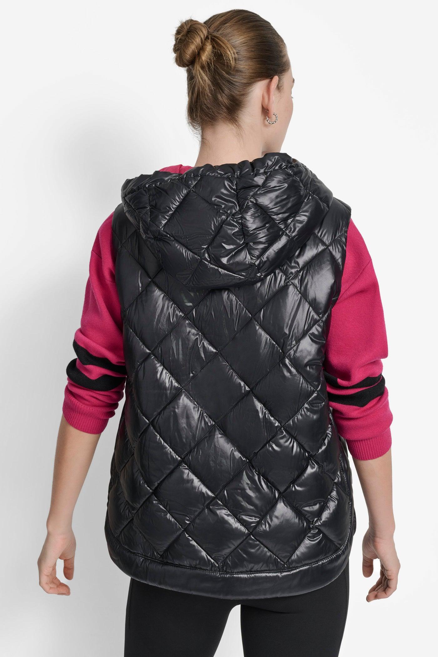 QUILTED HOODED VEST Product Image