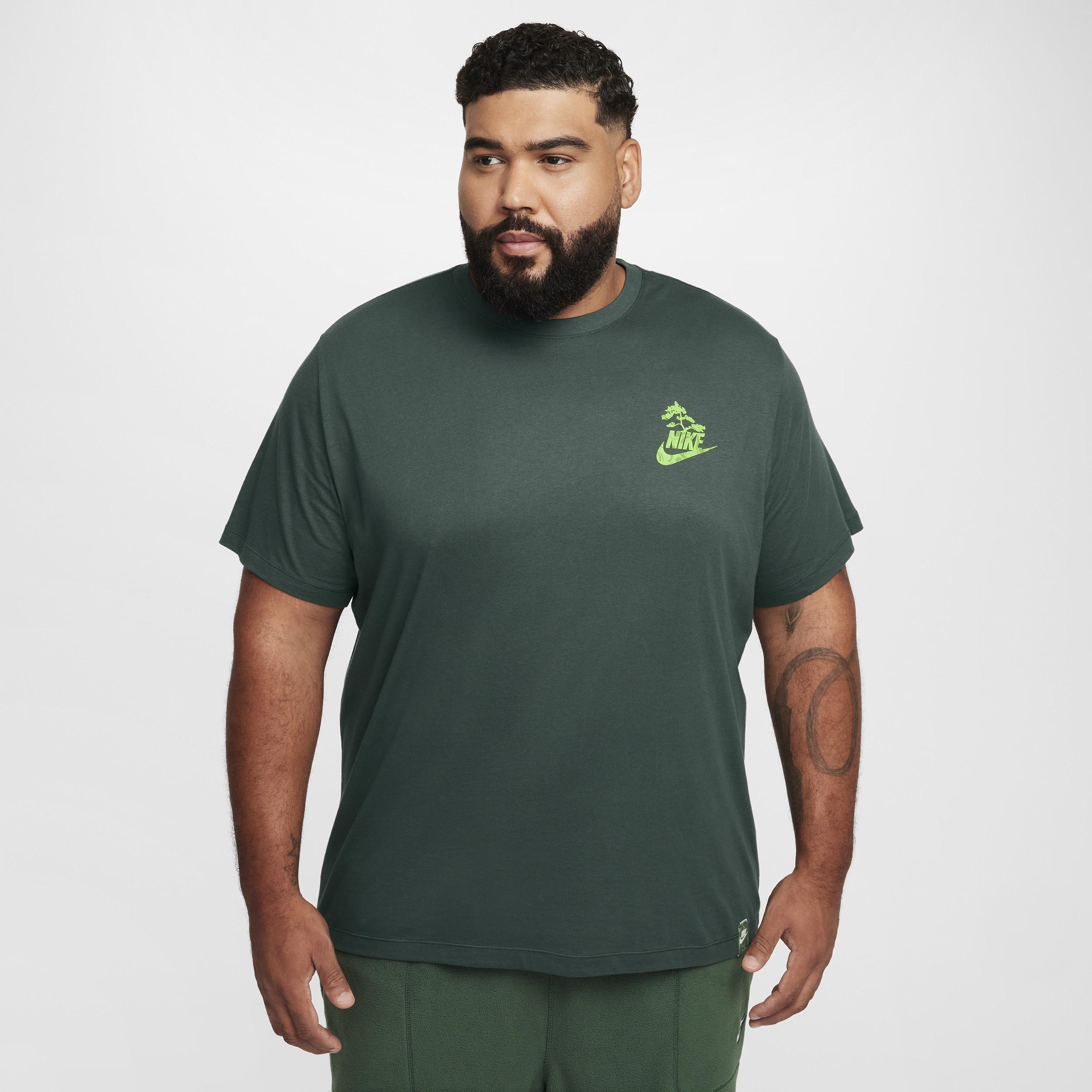 Mens Nike Sportswear Club T-Shirt | FZ7952-338 Product Image