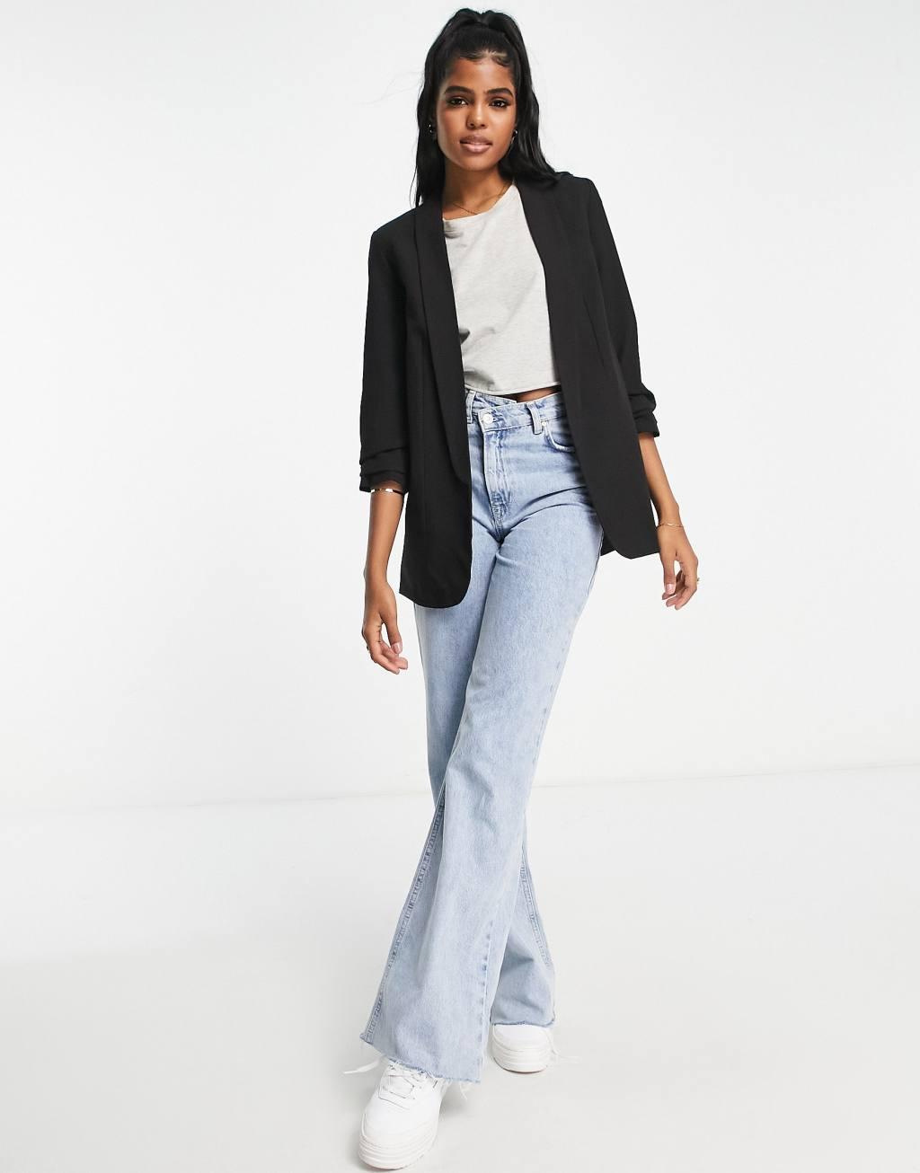 Pieces ruched sleeve blazer Product Image