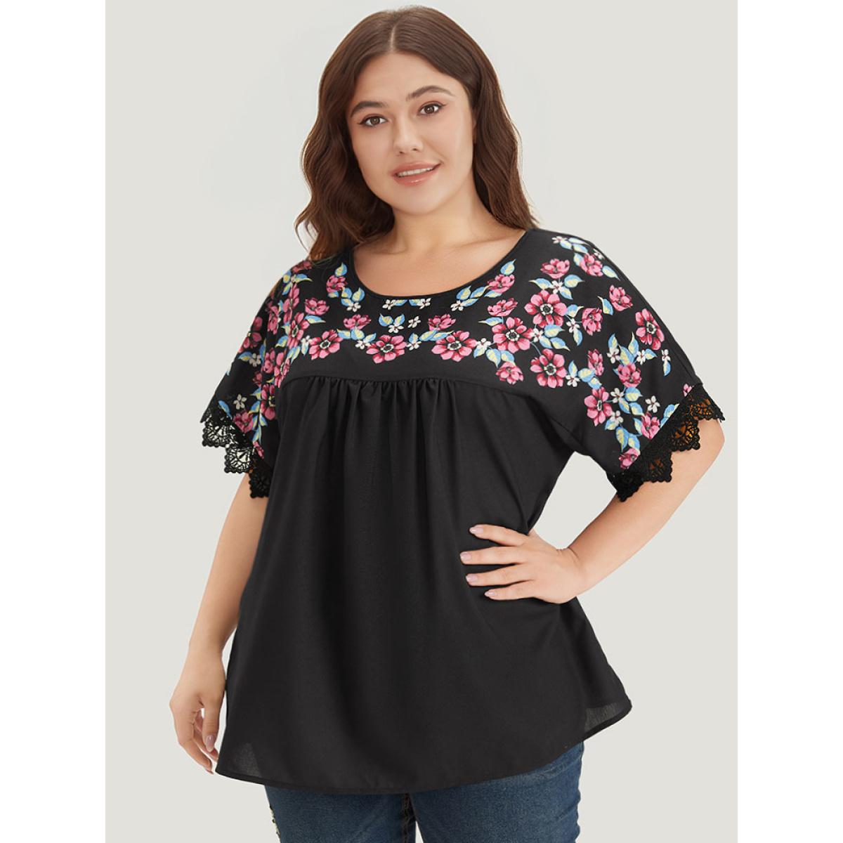 Plus Size Black Floral Print Patchwork Lace Trim Gathered Blouse Women Elegant Short sleeve Round Neck Dailywear Blouses BloomChic 18-20/2X Product Image