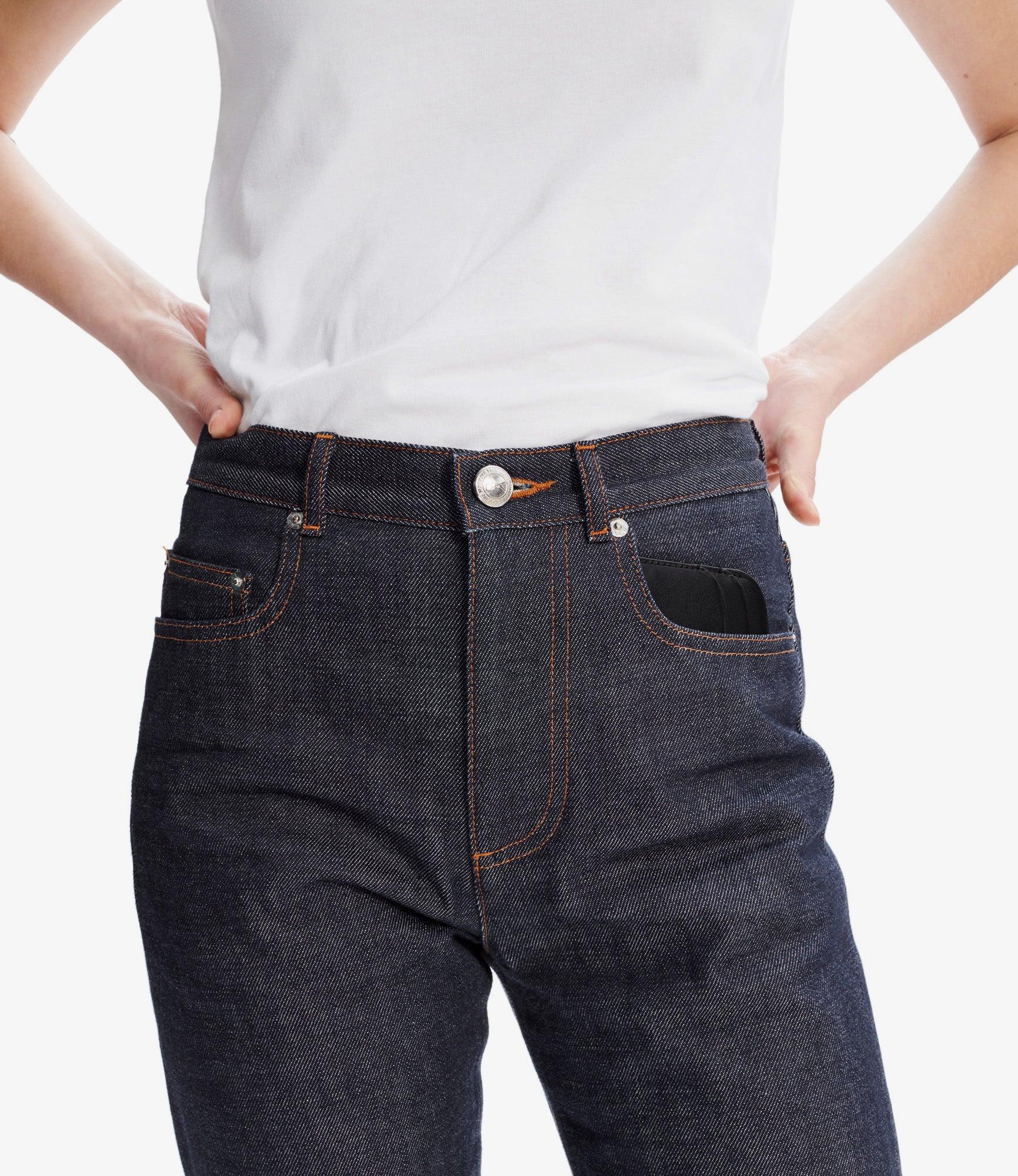 Demi-Lune Cardholder Product Image