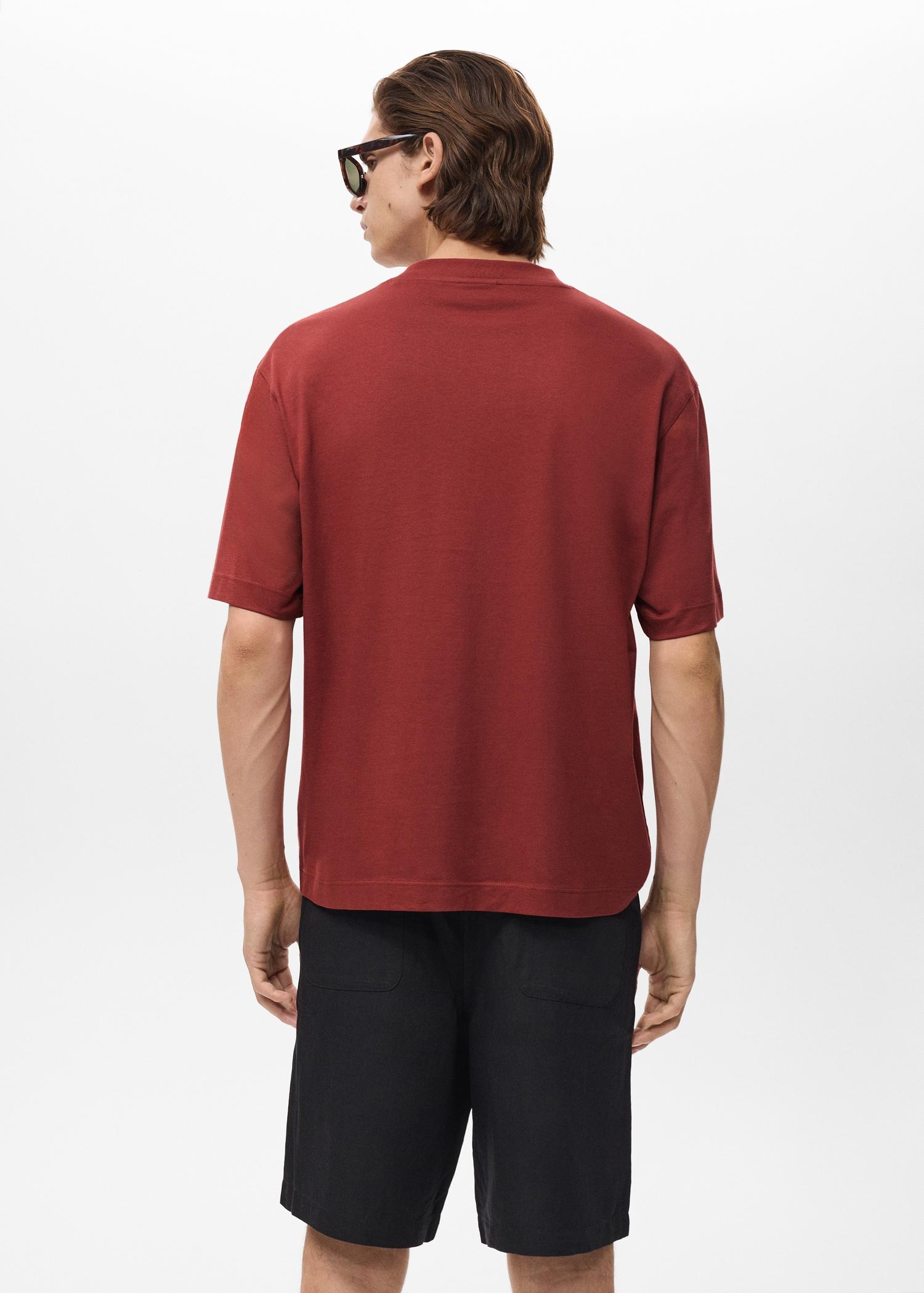 T-shirt 100% cotton boxy fit pocket - Men | MANGO USA Product Image