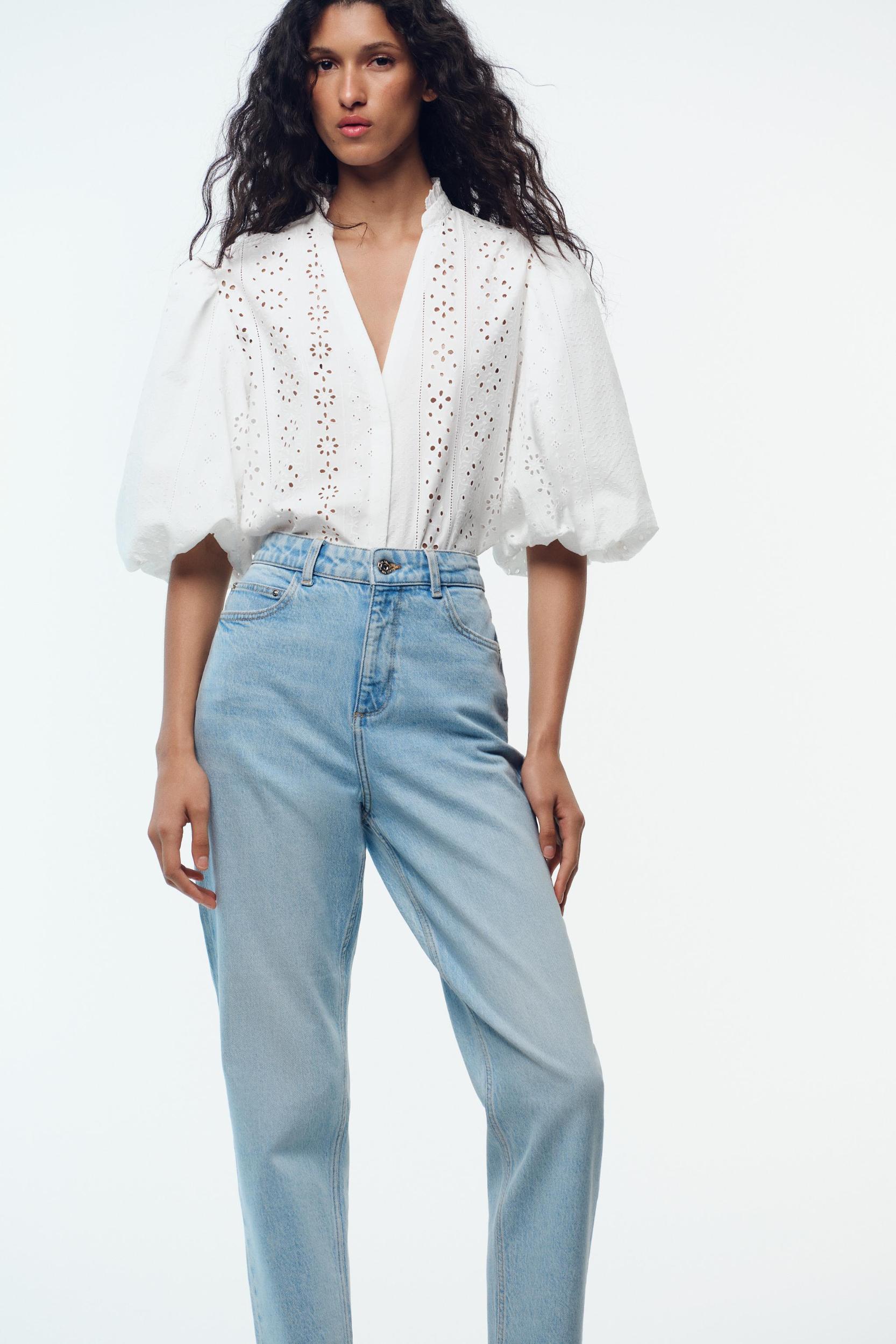 Z.01 HIGH WAIST COMFORT MOM FIT JEANS Product Image