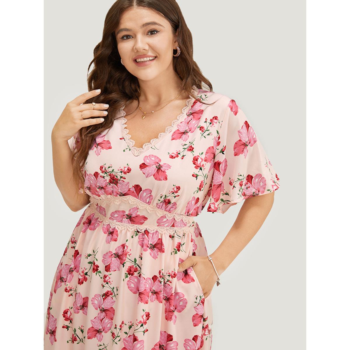 Plus Size Floral Print Lace Pocket Ruffle Hem Empire Waist Dress Pink Women Elegant Pocket V-neck Short sleeve Curvy Midi Dress BloomChic 14-16/1X Product Image