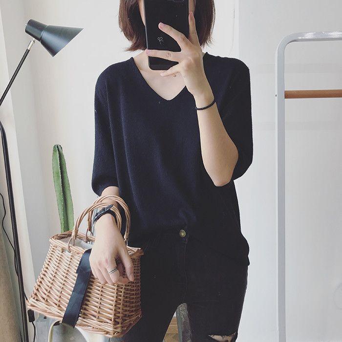 Elbow-Sleeve V-Neck Knit Top Product Image