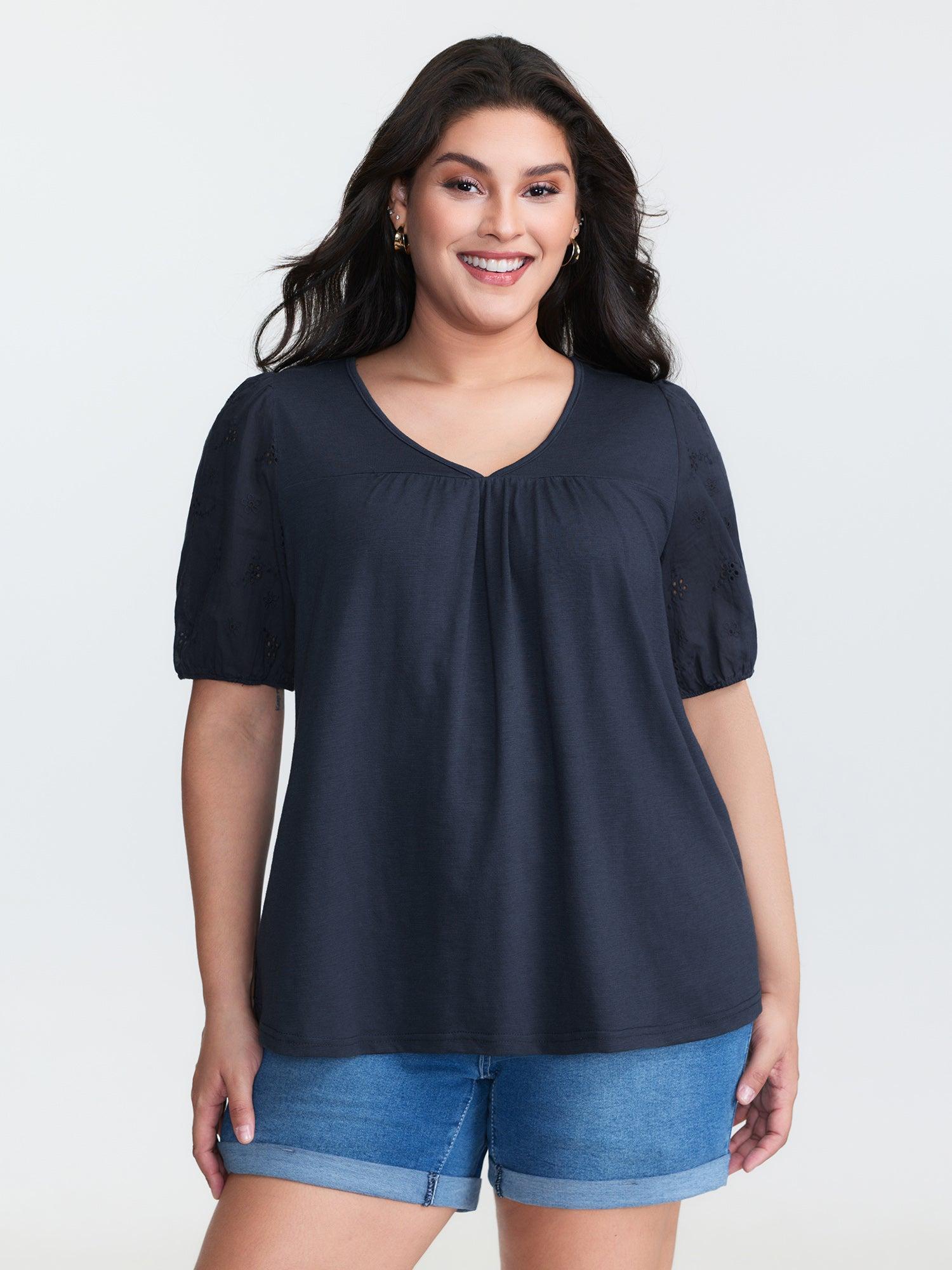 Cotton Slub Textured Embroidered Knit Top Female Product Image
