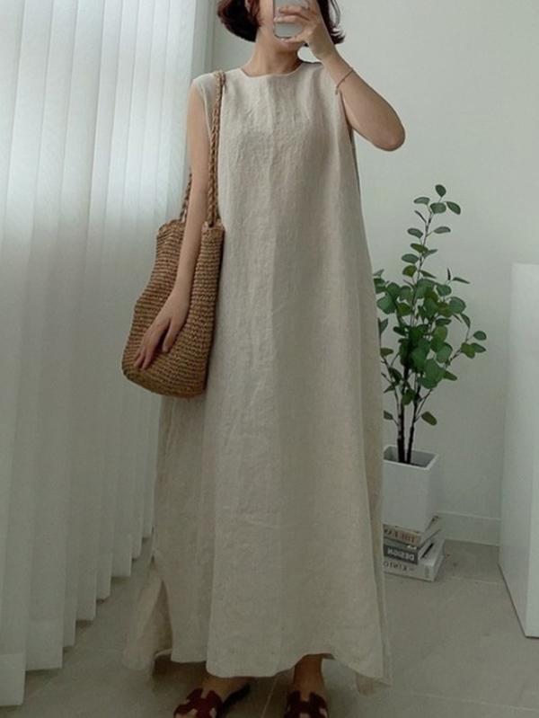 Casual Simple Solid Color Split-Side Round-Neck Sleeveless Midi Dress Product Image