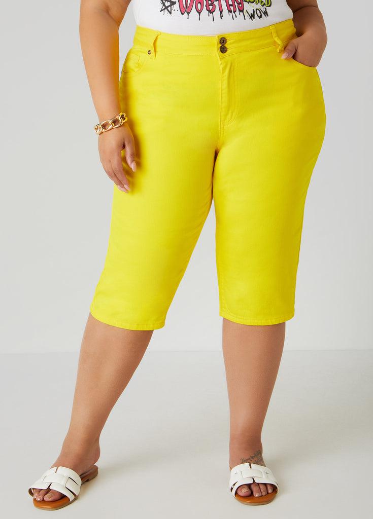 Mid Rise Fearless Denim Capris Product Image