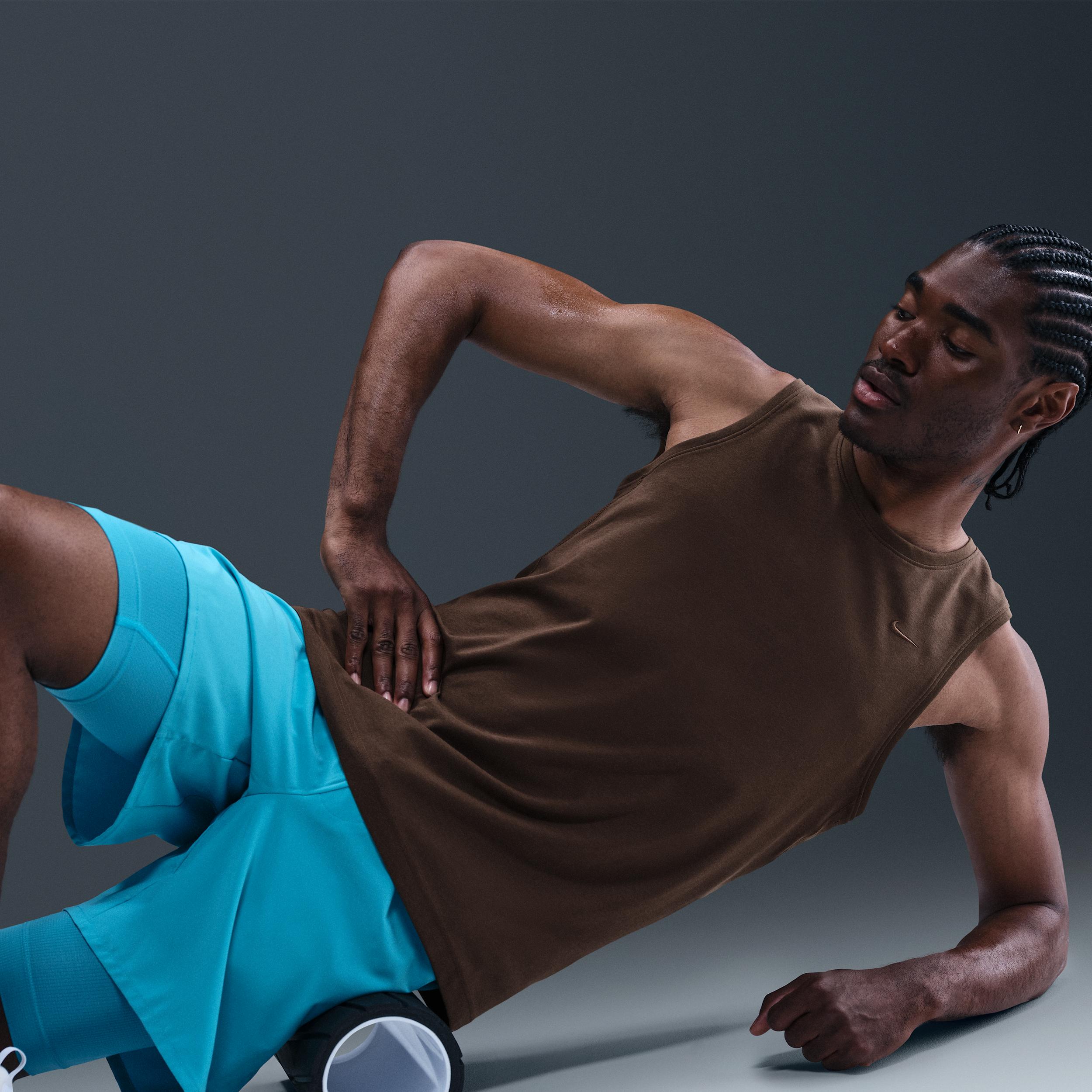 Nike Mens Primary Dri-FIT Versatile Tank Top | DV9833-237 Product Image