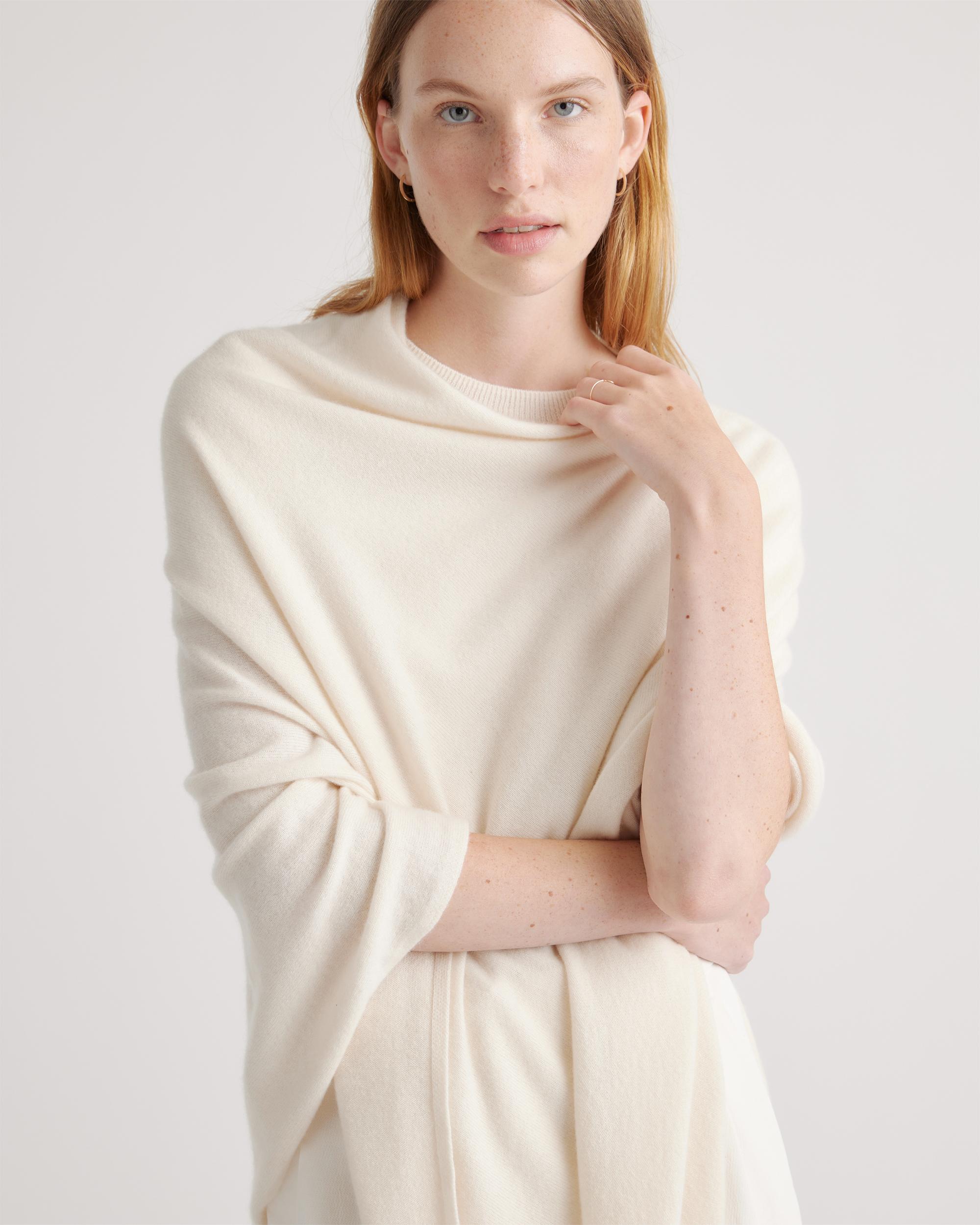 Quince | Women's Mongolian Cashmere Poncho Product Image