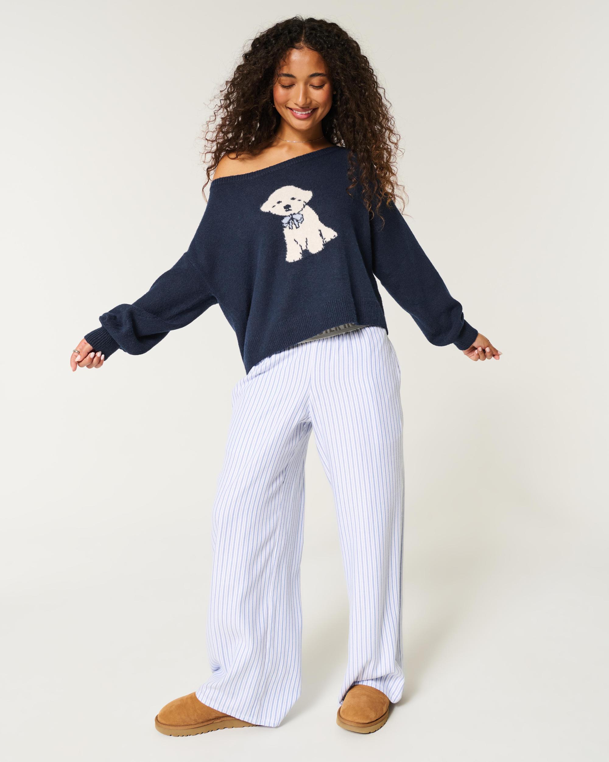 Hollister Comfy Cloud Easy Off-the-Shoulder Deer Graphic Sweater Product Image