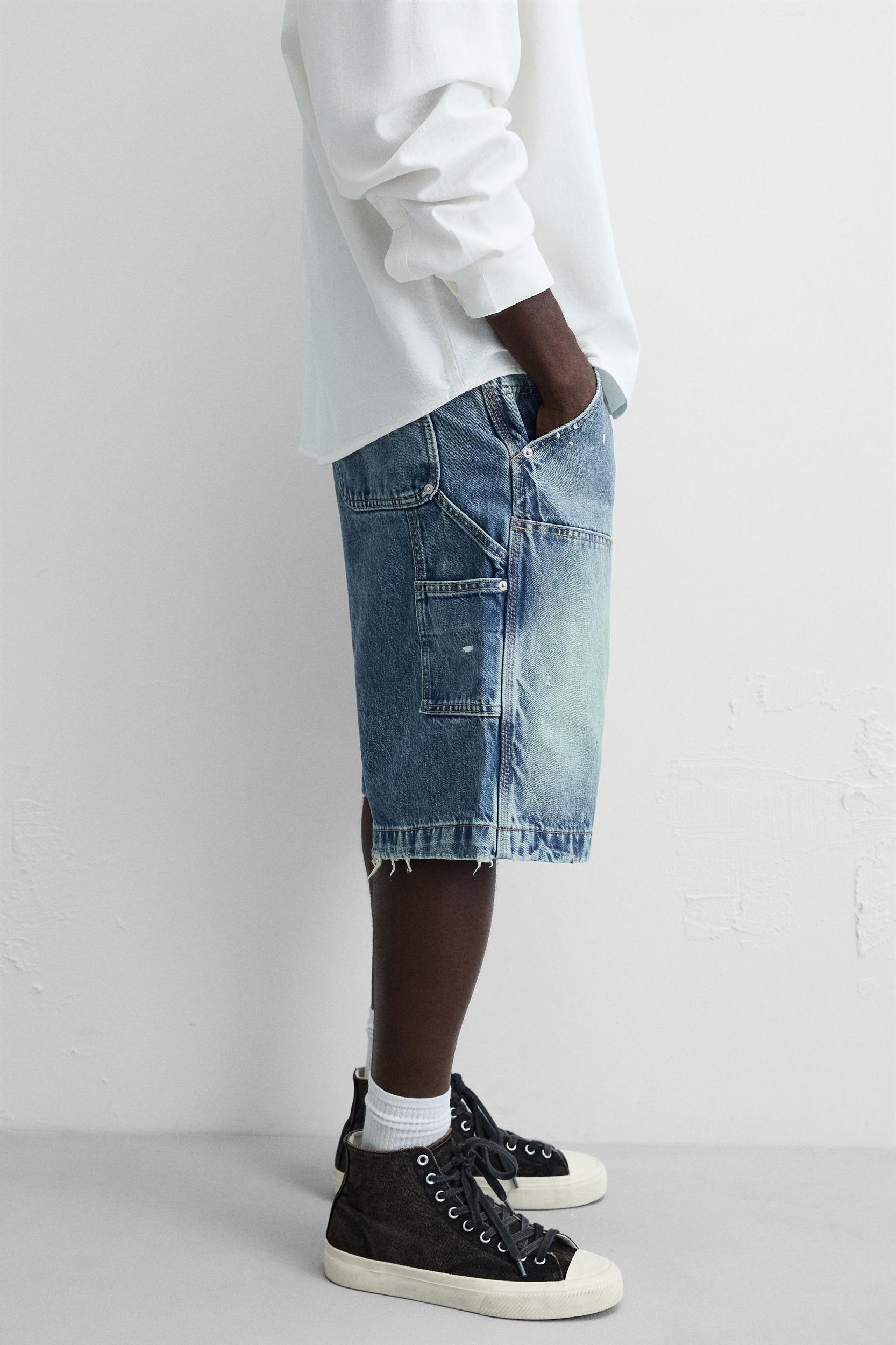 BAGGY FIT CARPENTER POCKET BERMUDA SHORTS Product Image