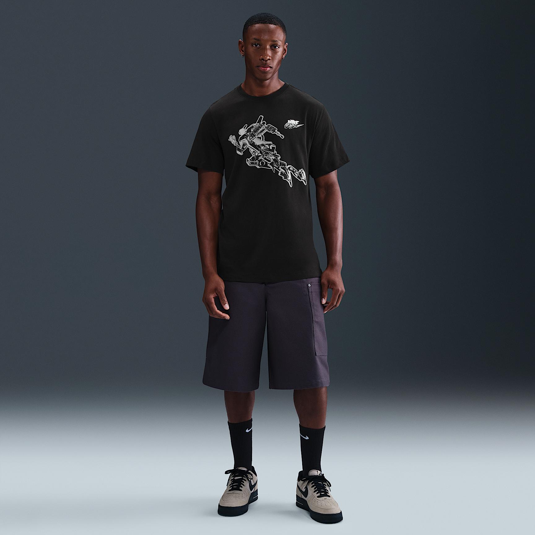 Mens Nike Sportswear T-Shirt | AR5004-324 Product Image