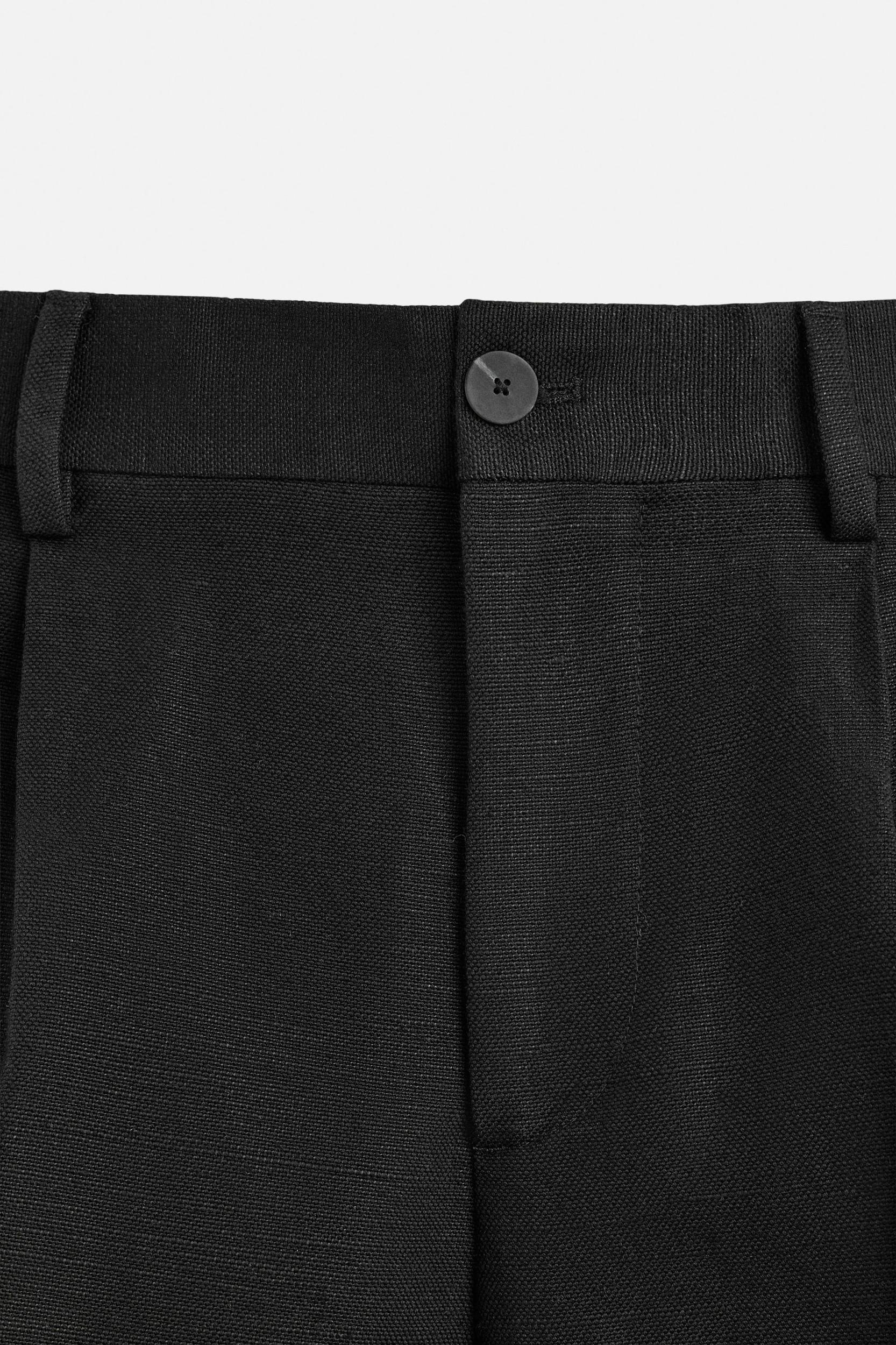 LIMITED EDITION LINEN COTTON PLEATED SHORTS Product Image