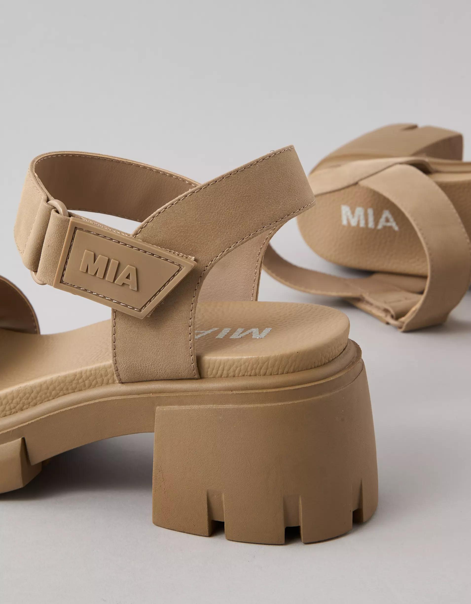 MIA Skyler Sandal Product Image