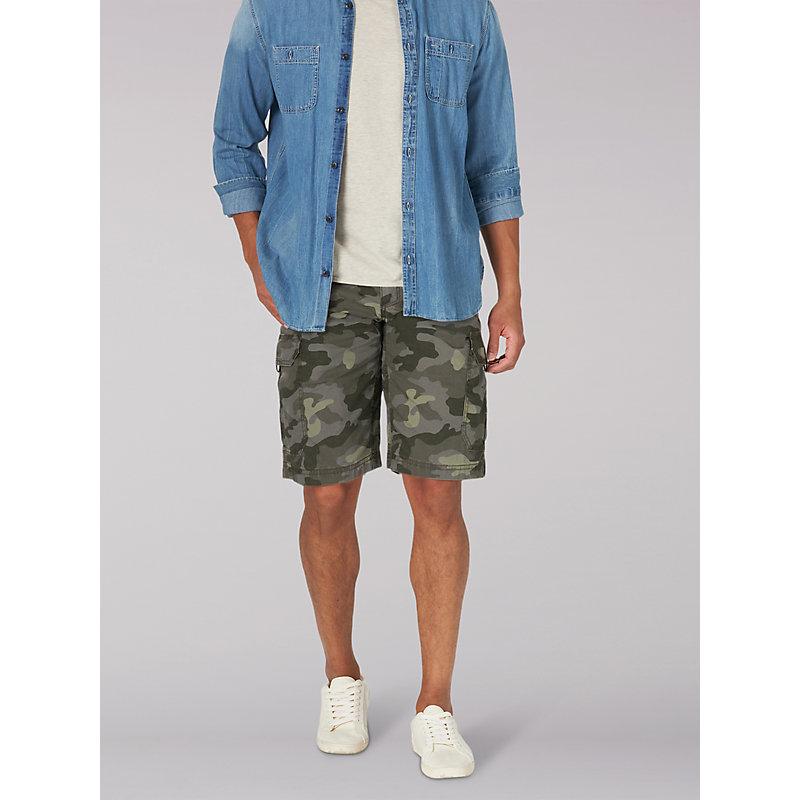 Men's Lee® 10.5" Extreme Motion Crossroads Cargo Shorts,  Product Image