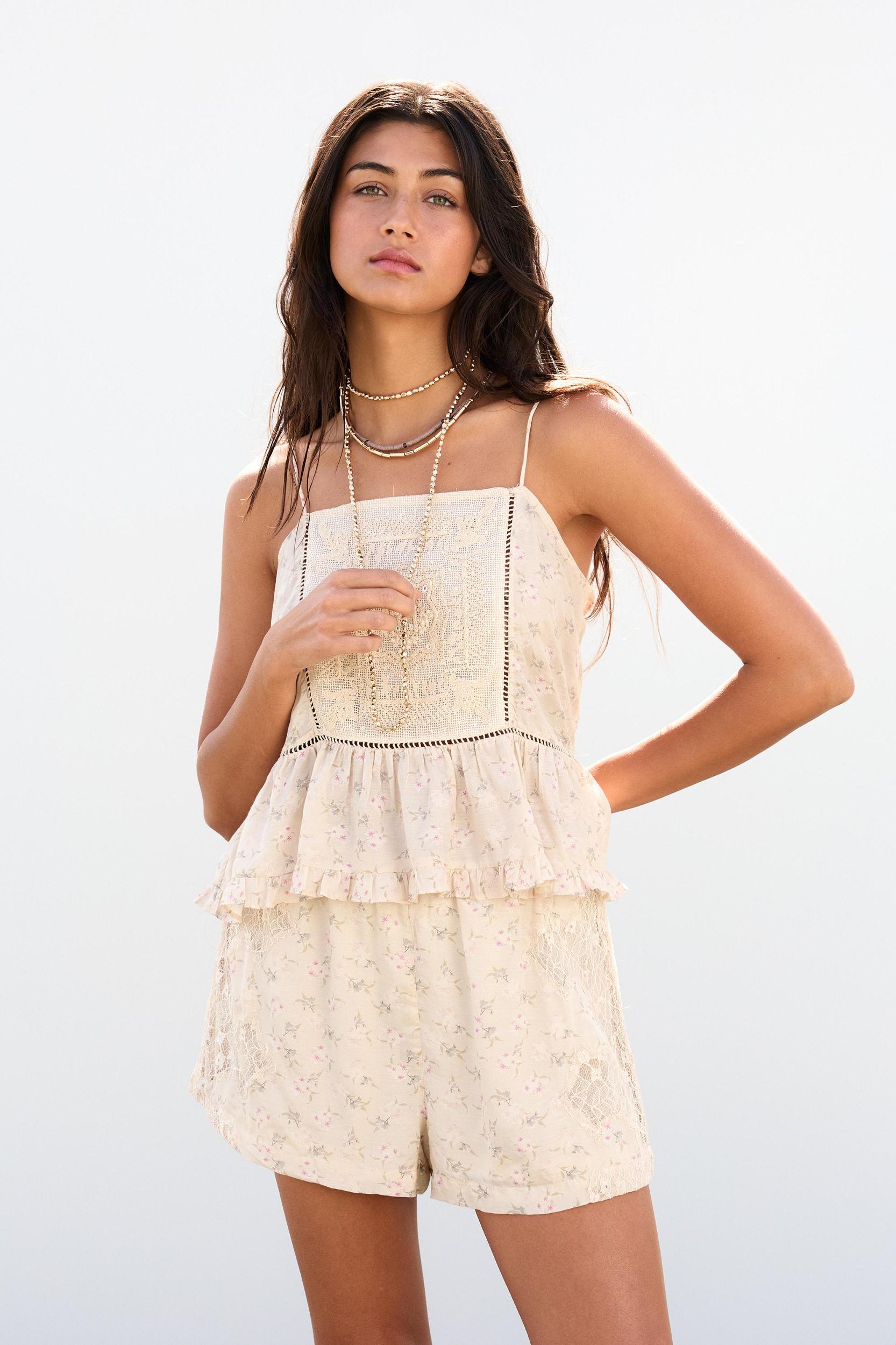 Embroidered floral top Product Image