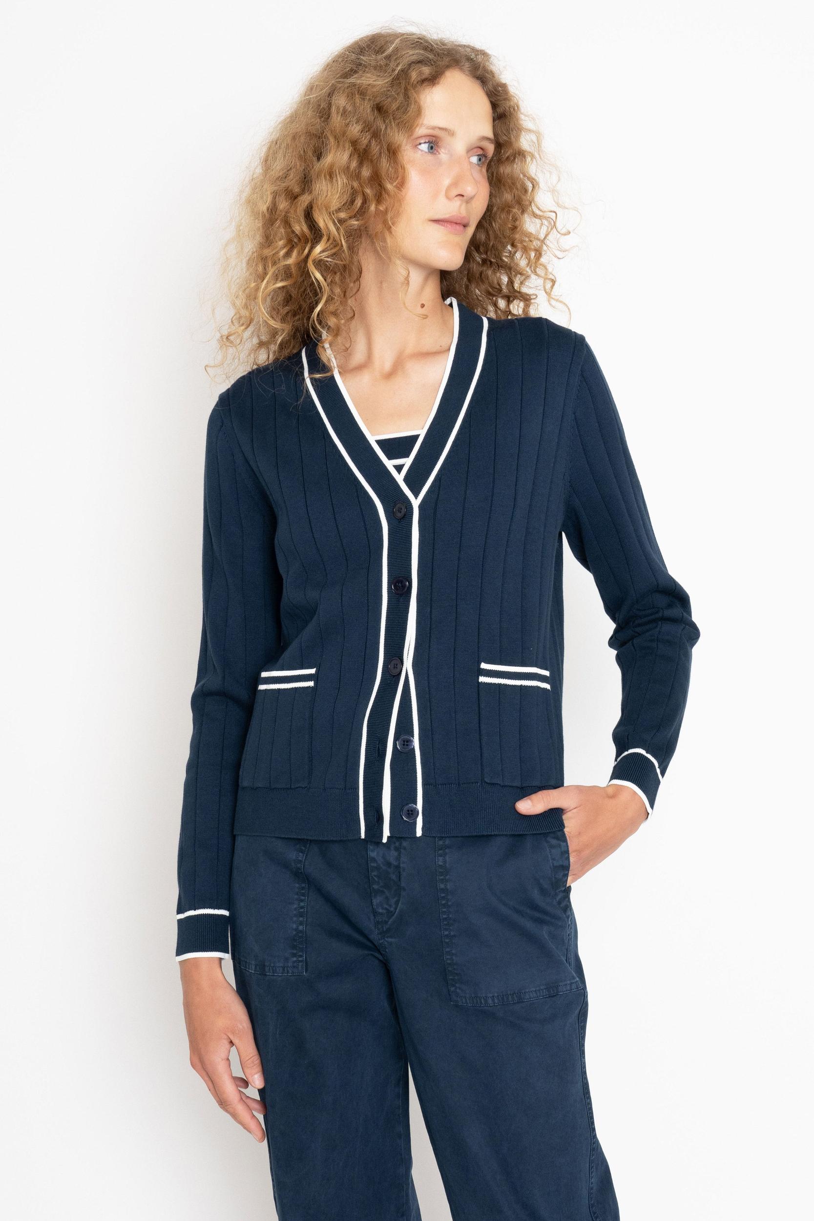 The Dede - Navy/Cream Female Product Image