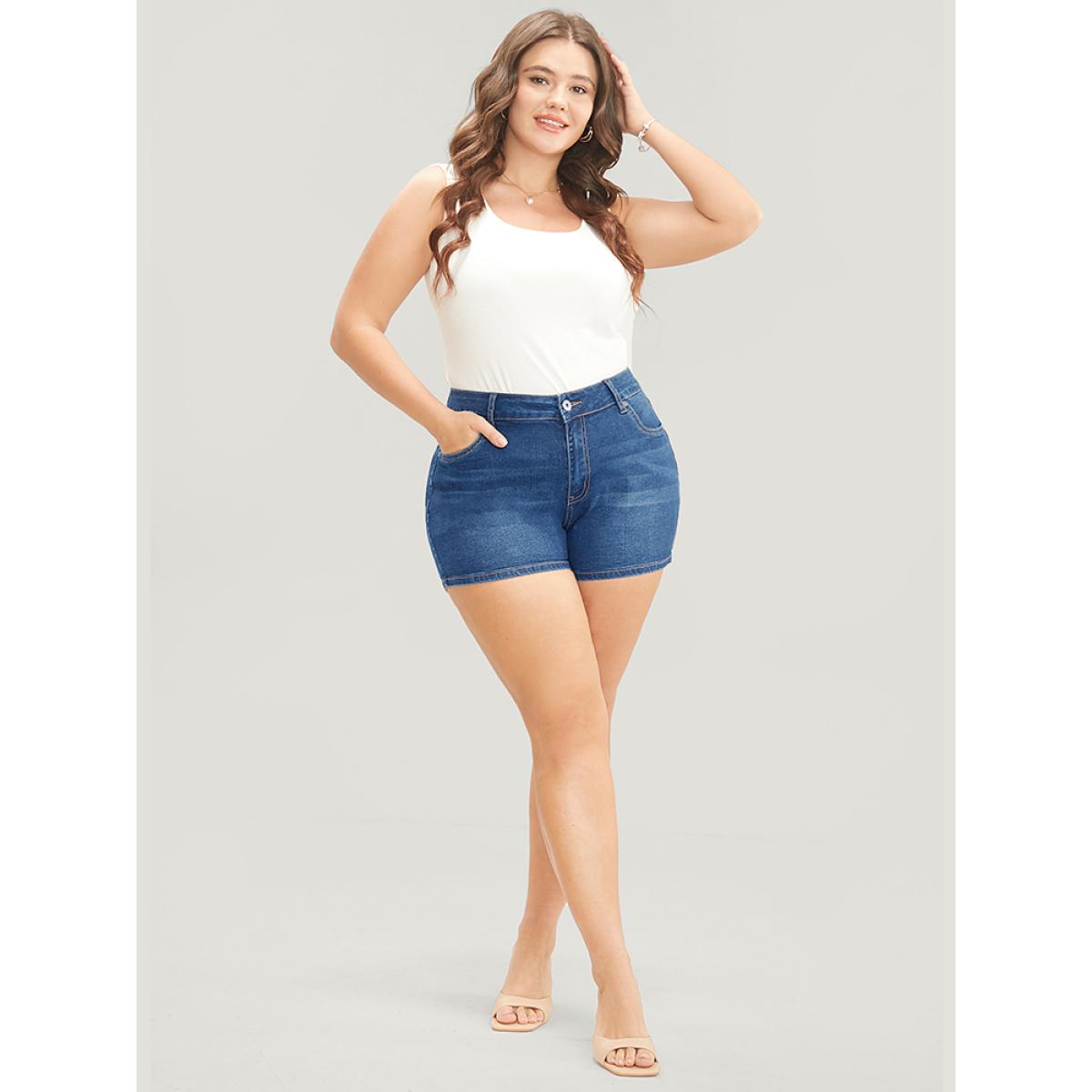 Plus Size Skinny Very Stretchy High Rise Dark Wash Contrast Denim Shorts Women Blue Casual Plain High stretch Pocket Jeans BloomChic 28/5X Product Image