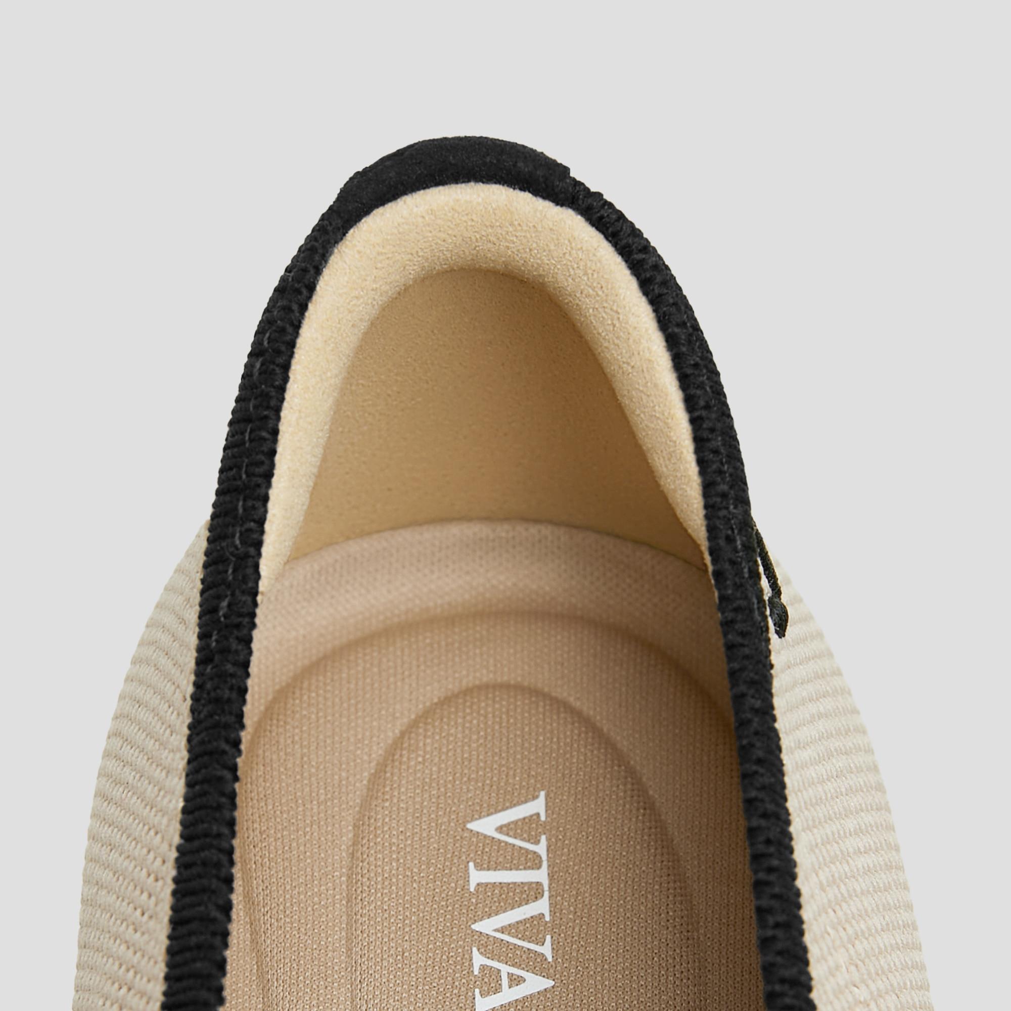 Pointed-Toe Bow Flats (Addriane) Product Image