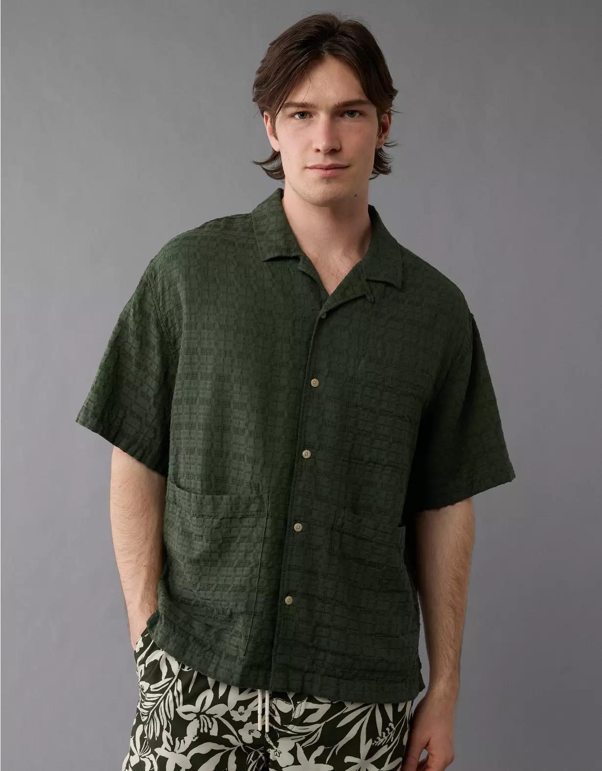AE Poolside Button-Up Shirt Product Image