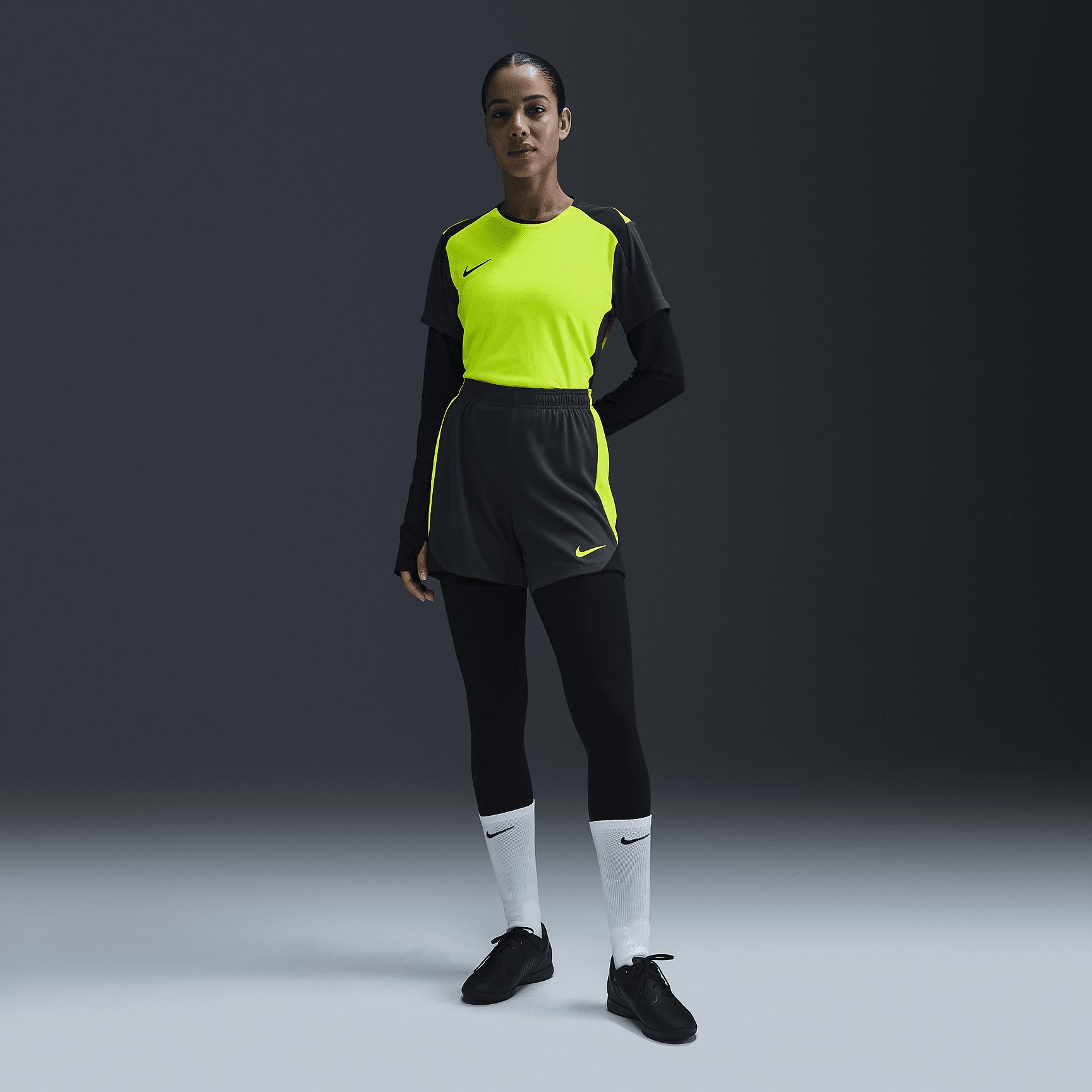 Nike Strike Women's Dri-FIT Short-Sleeve Soccer Top Product Image