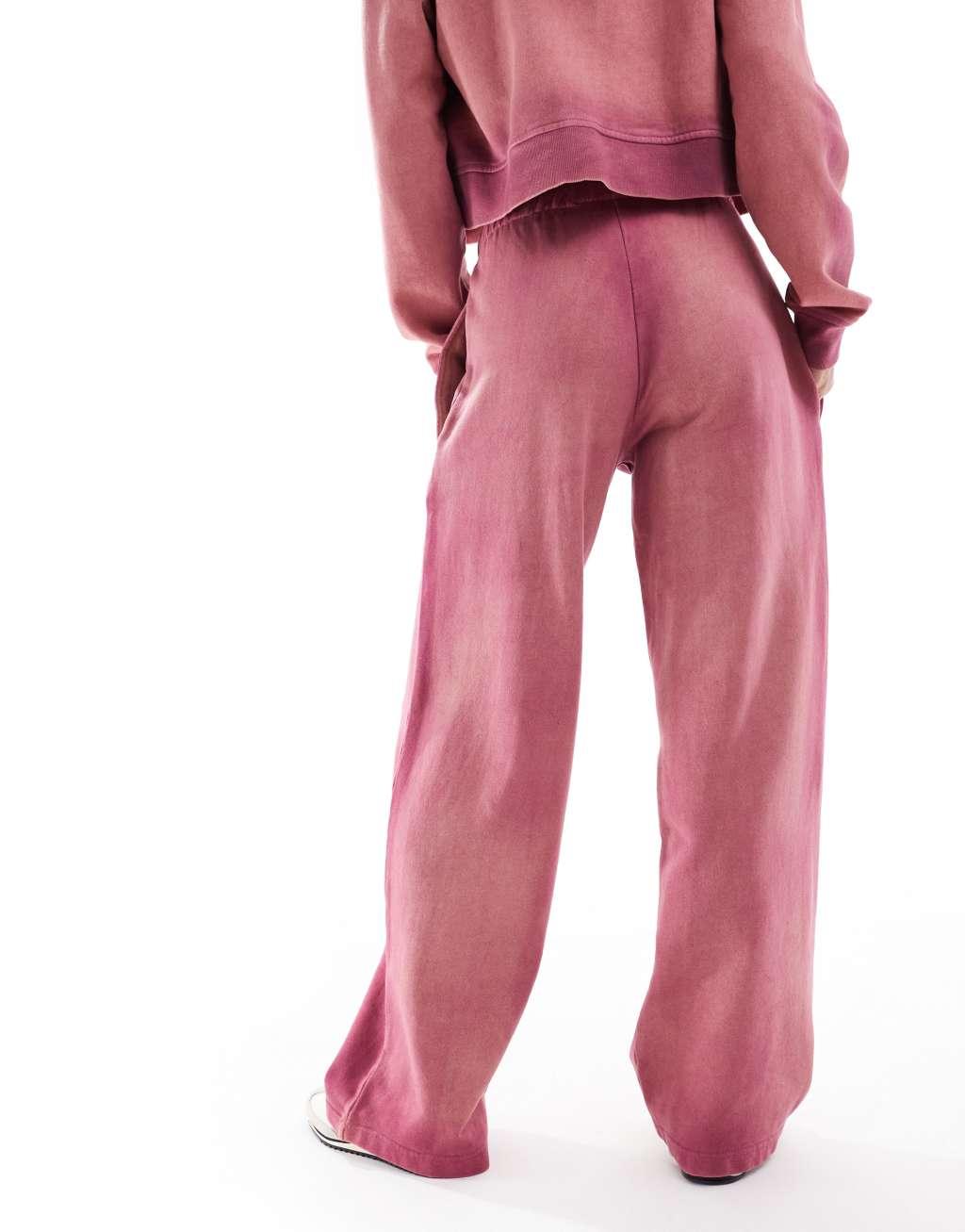 Daisy Street pink ombre wide leg sweatpants with new york logo - part of a set Product Image