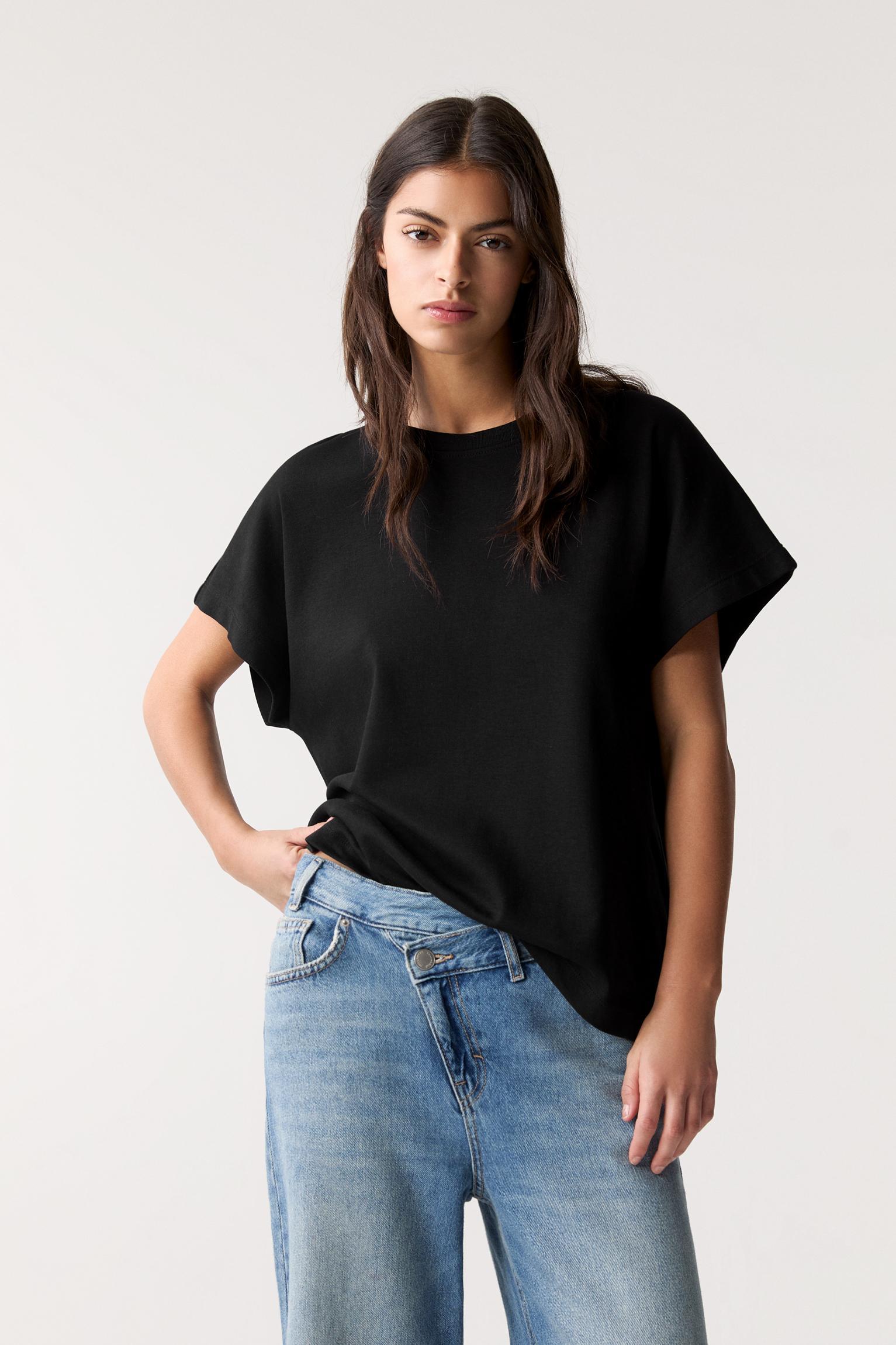 Basic oversized T-shirt Product Image