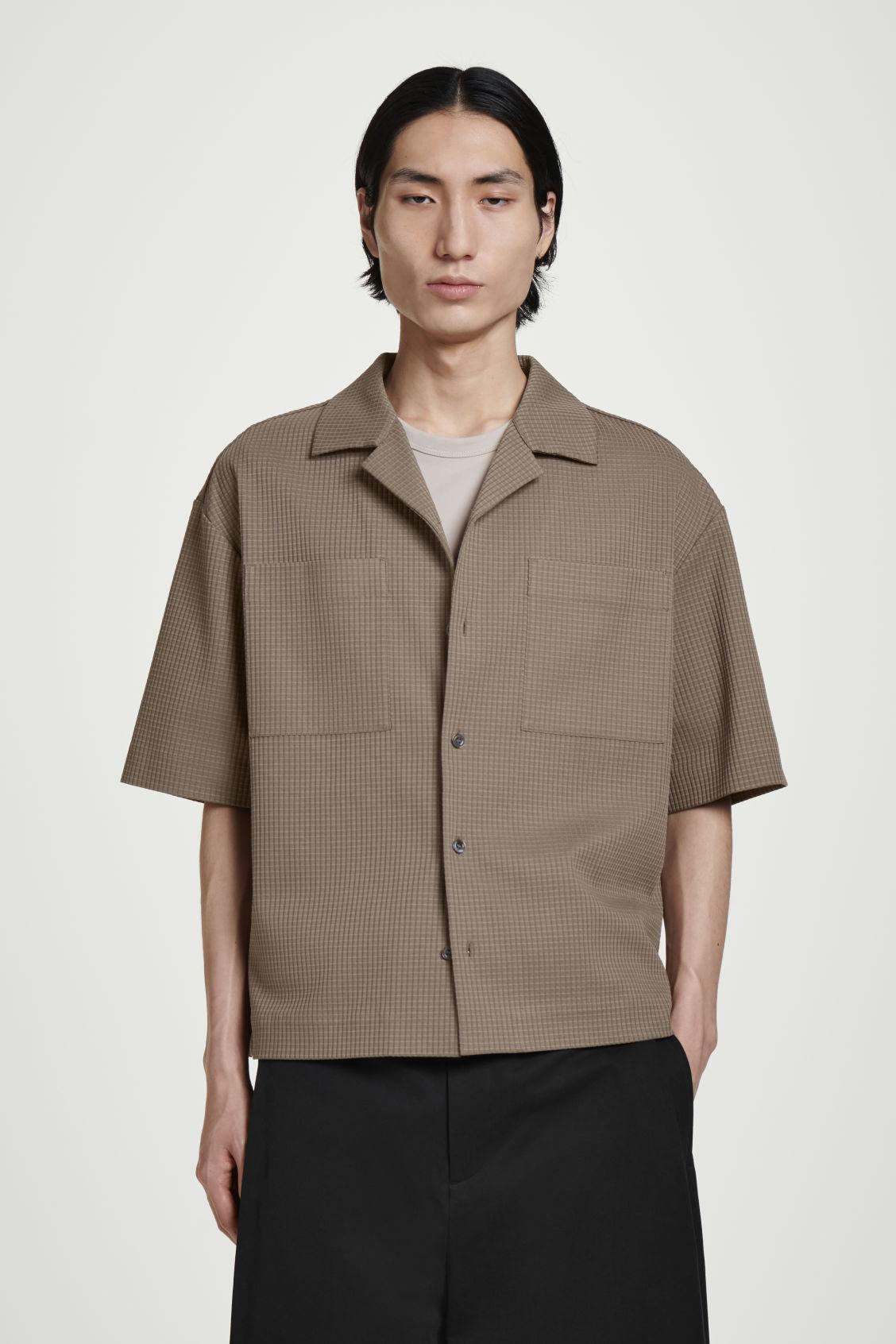 RELAXED TEXTURED COTTON RESORT SHIRT Product Image