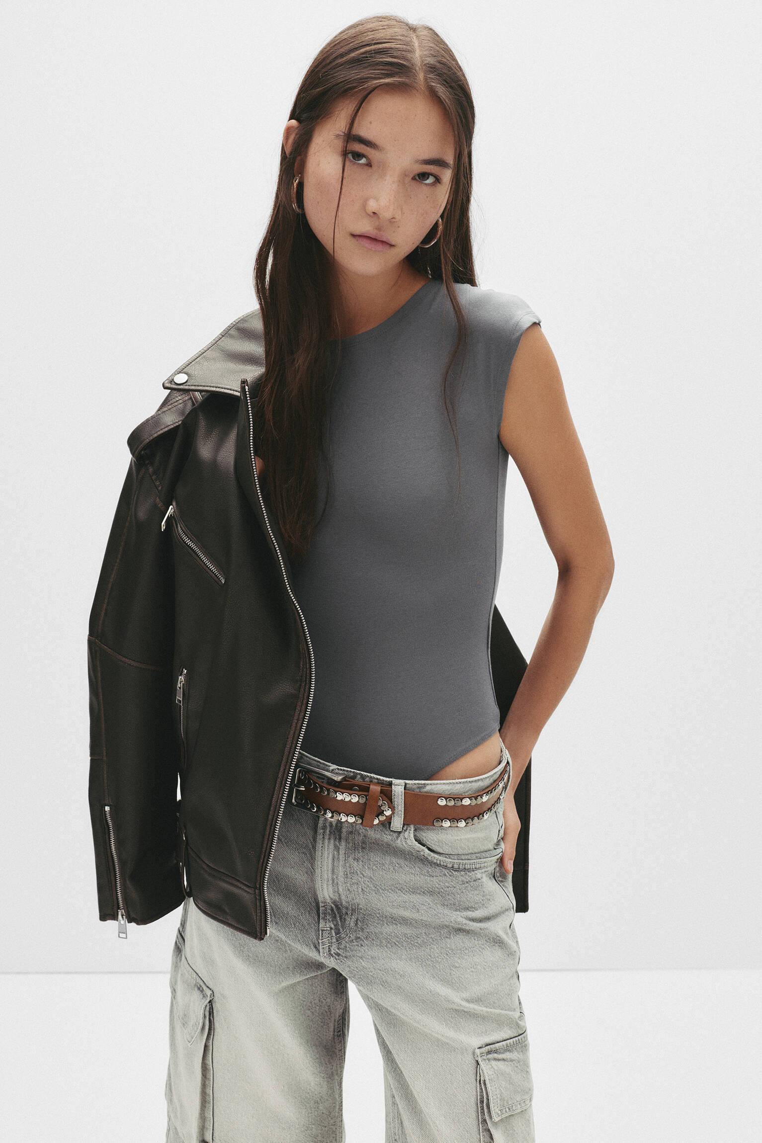 Short sleeve bodysuit Product Image