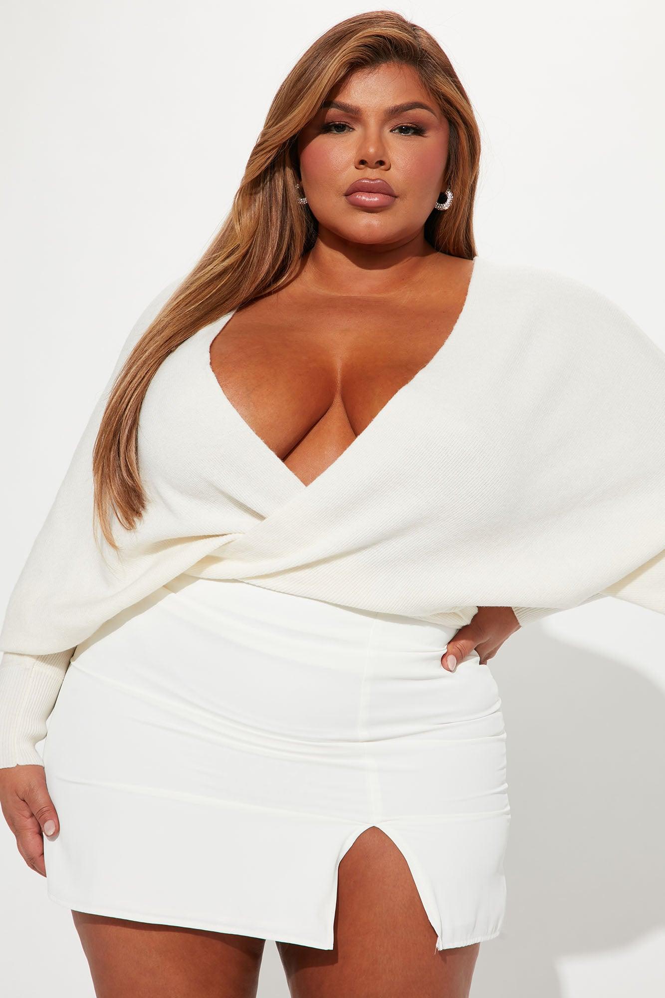 Love Craze Cropped Sweater - Cream Product Image